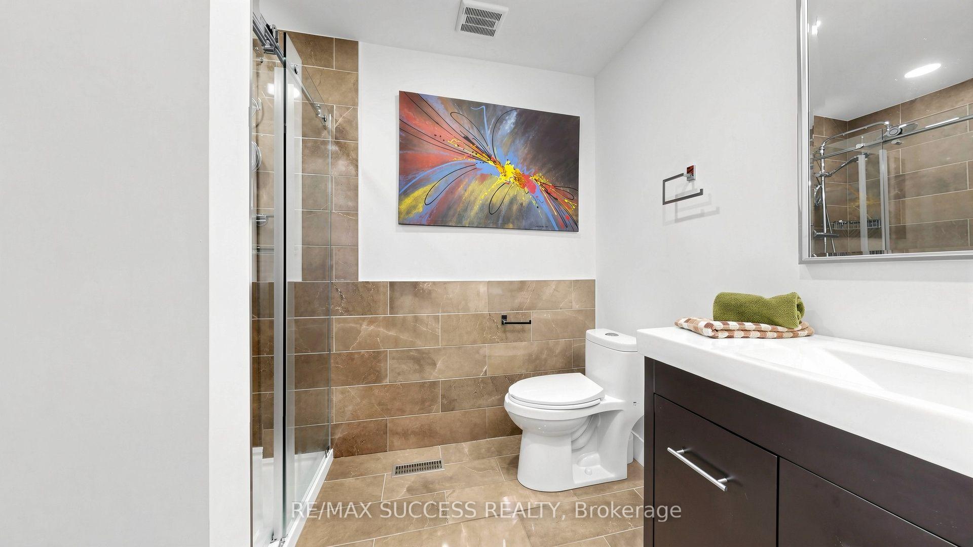 Photo 33 of Unit 66, 1200 Walden Circle, Mississauga, Clarkson — HOMEH