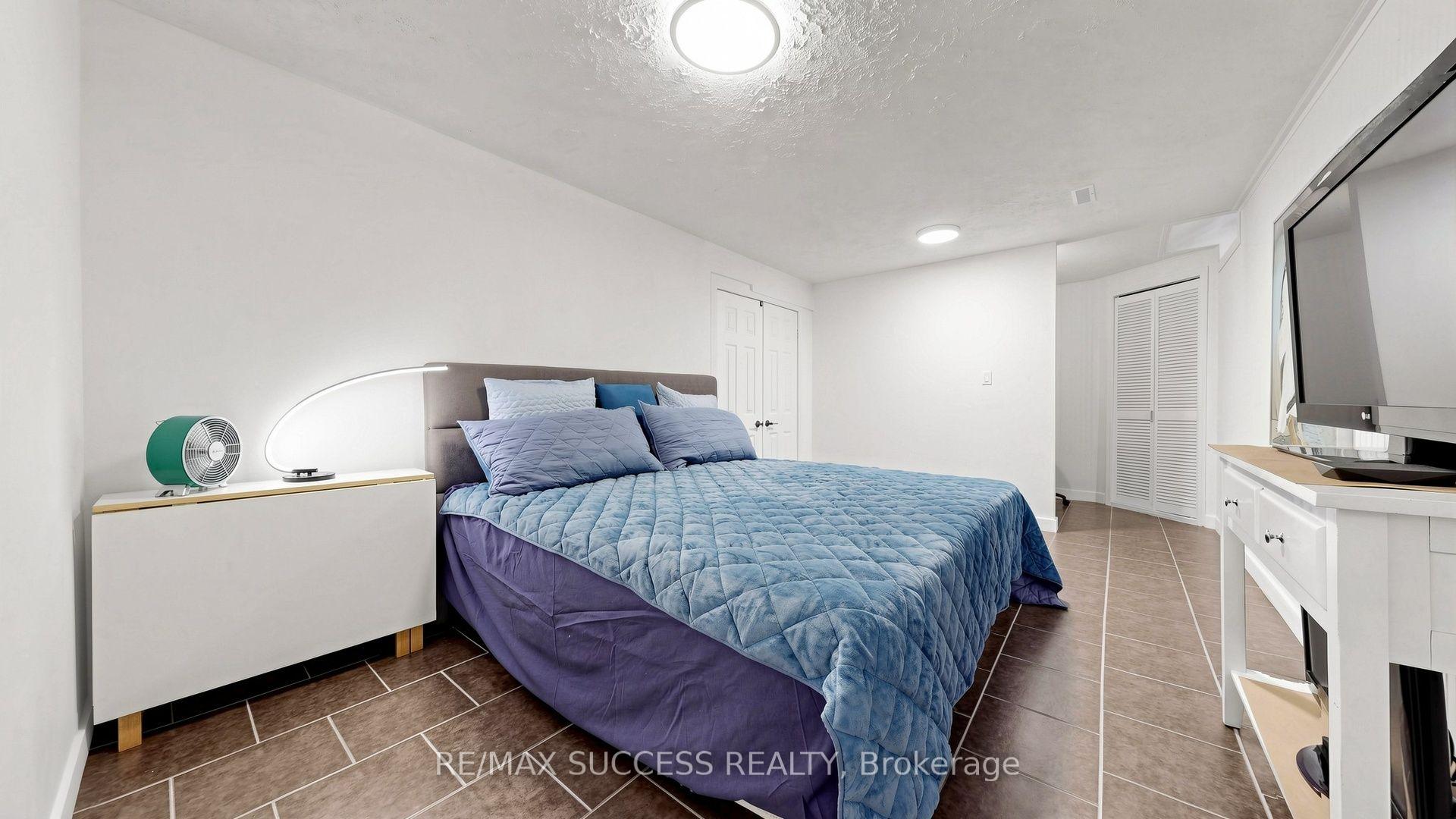 Photo 45 of Unit 66, 1200 Walden Circle, Mississauga, Clarkson — HOMEH