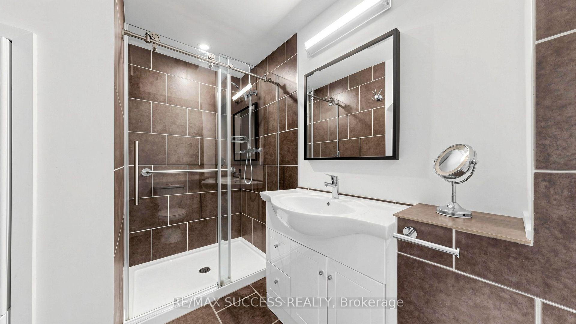 Photo 46 of Unit 66, 1200 Walden Circle, Mississauga, Clarkson — HOMEH