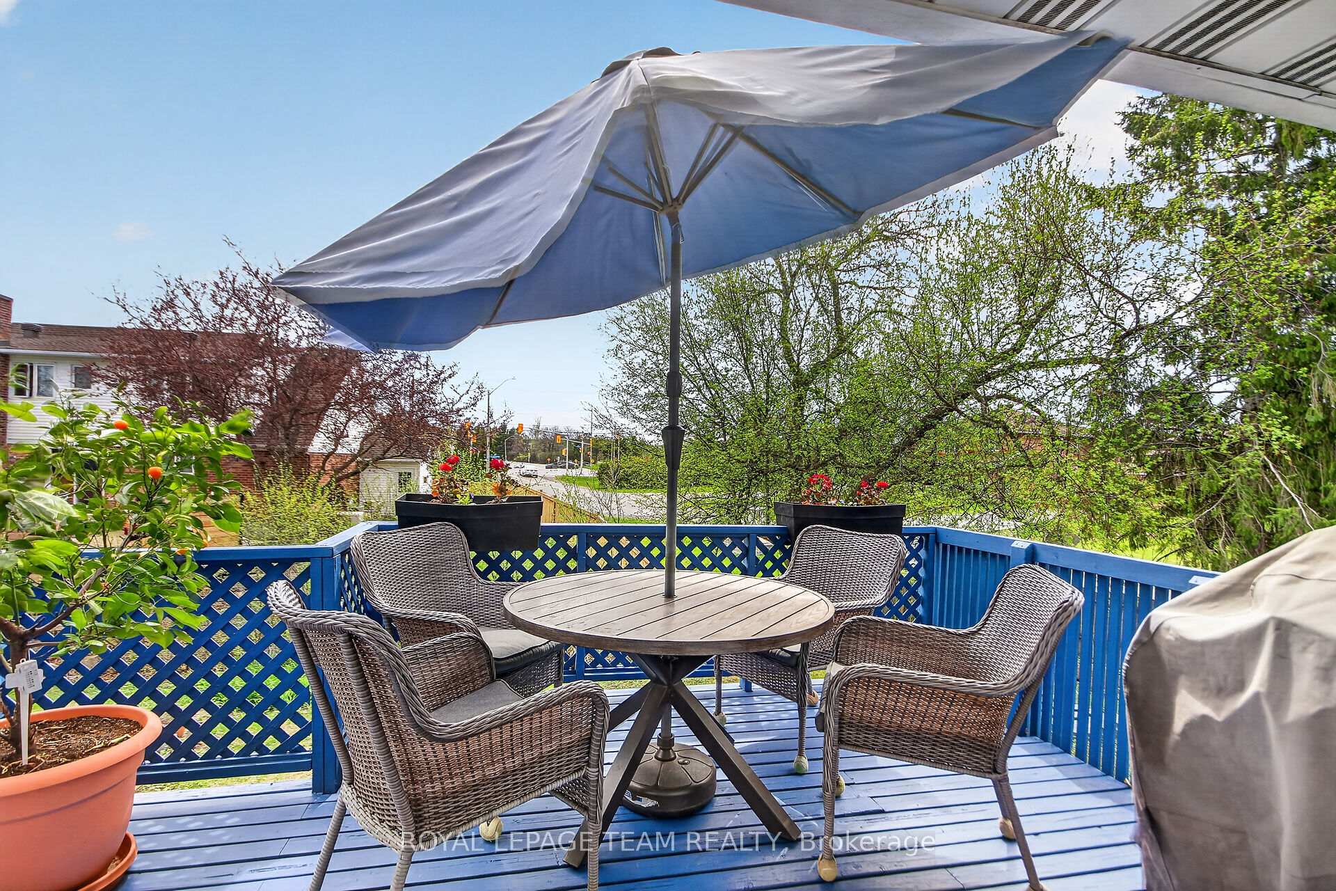 Photo 20 of 136 James Cummings Avenue, Ottawa, Crystal Bay/Rocky Point — HOMEH