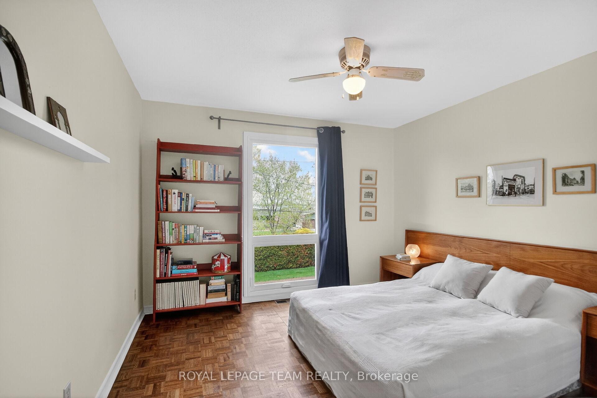 Photo 27 of 136 James Cummings Avenue, Ottawa, Crystal Bay/Rocky Point — HOMEH