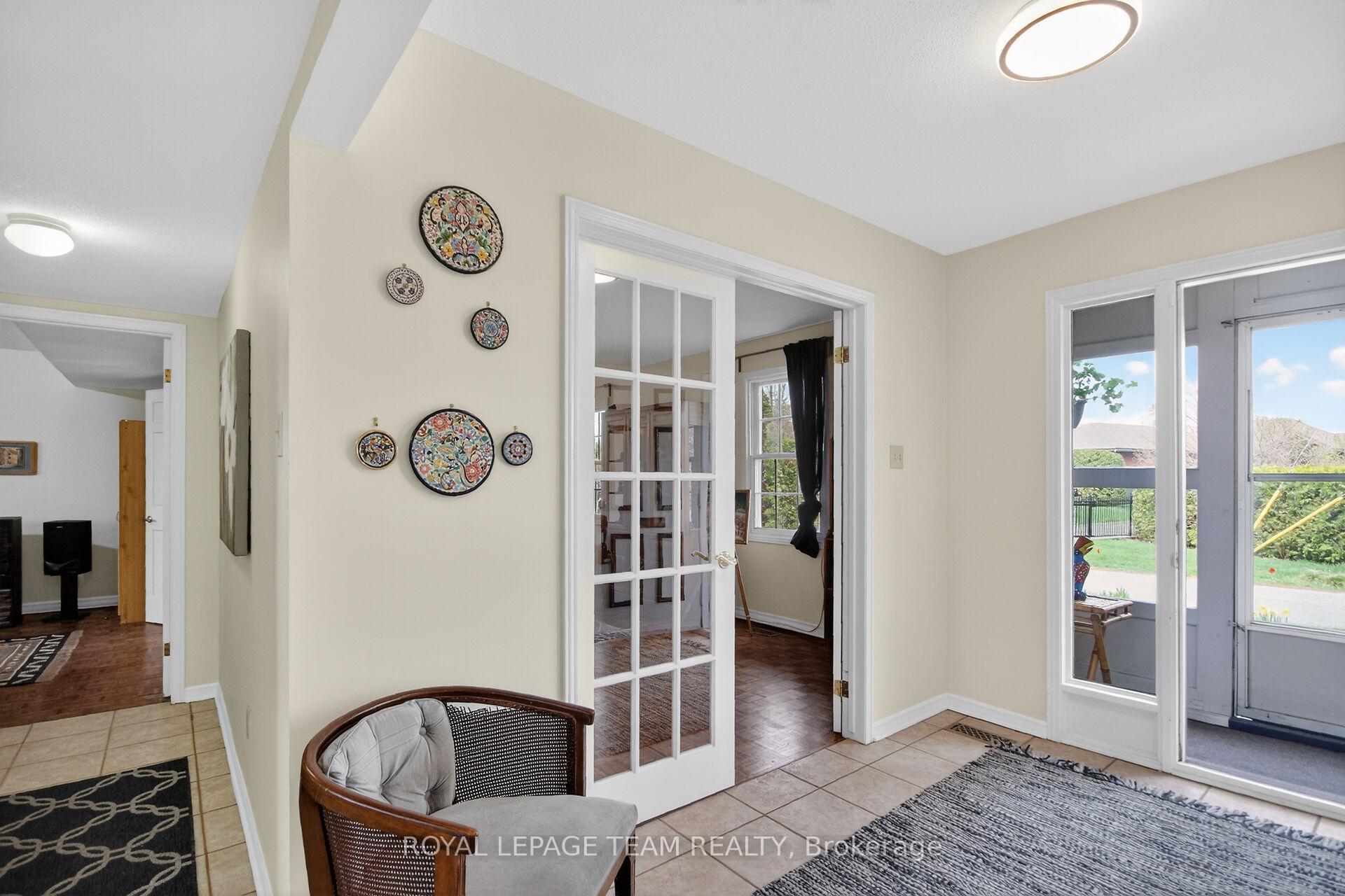 Photo 31 of 136 James Cummings Avenue, Ottawa, Crystal Bay/Rocky Point — HOMEH