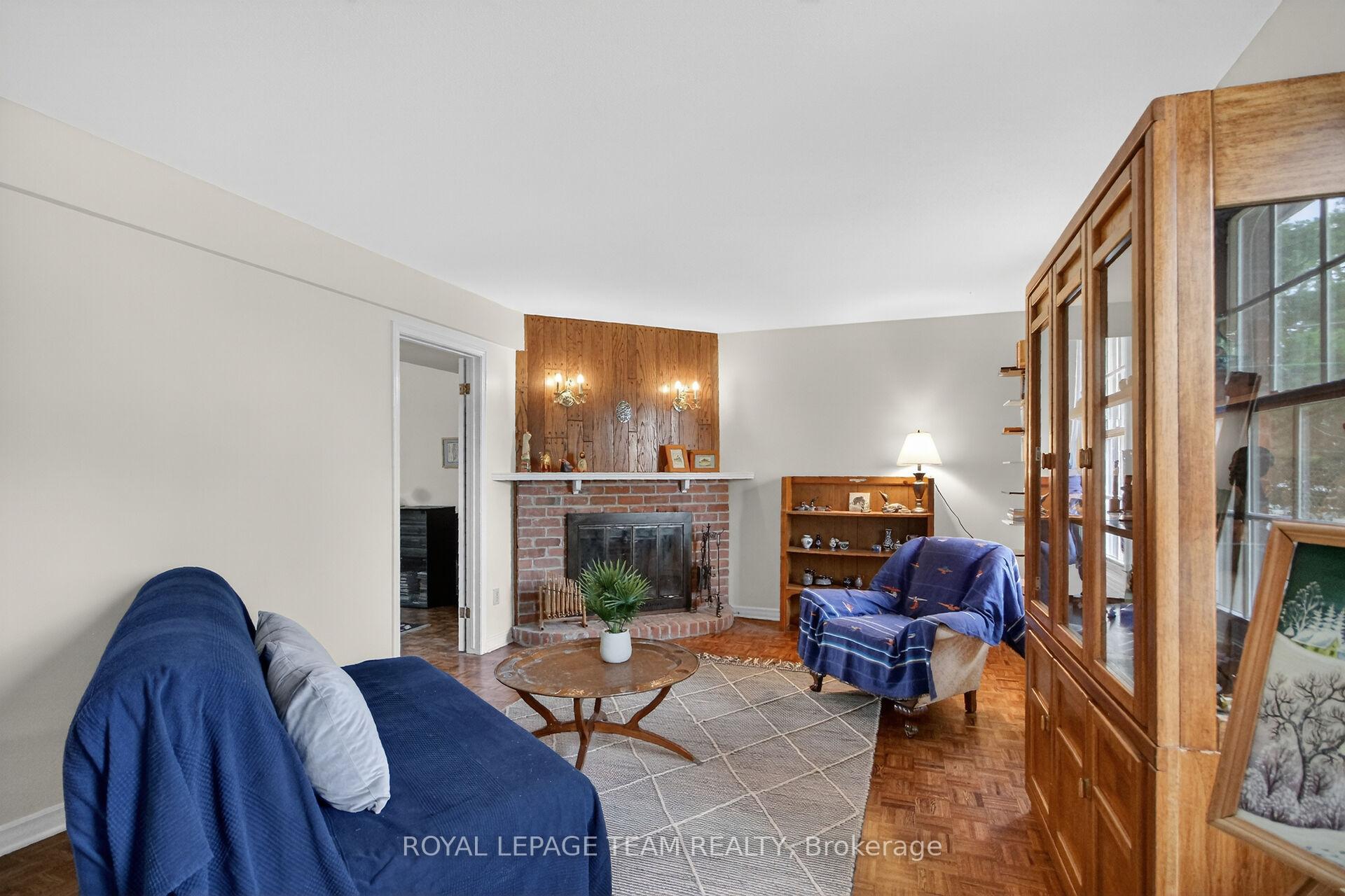 Photo 32 of 136 James Cummings Avenue, Ottawa, Crystal Bay/Rocky Point — HOMEH