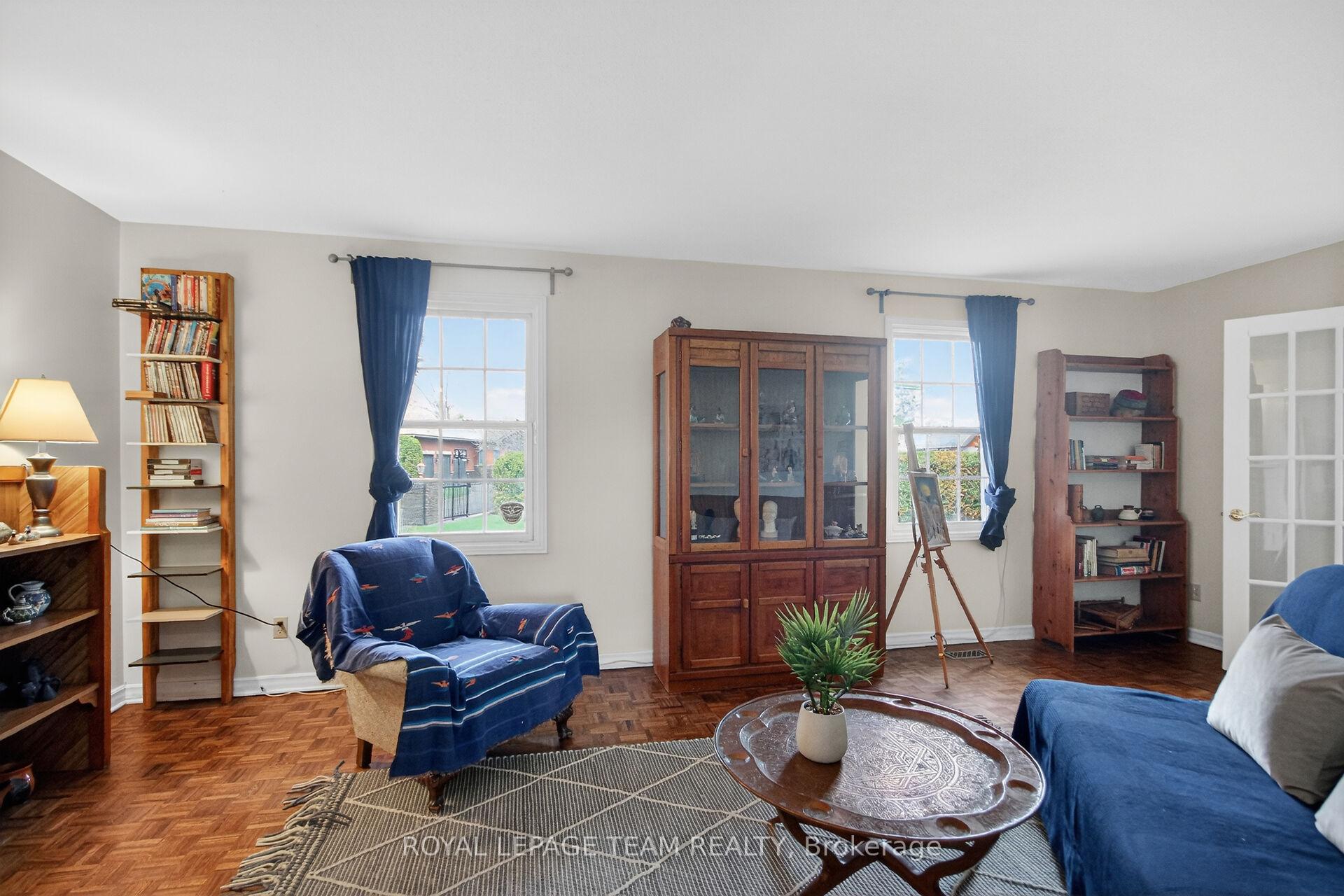 Photo 33 of 136 James Cummings Avenue, Ottawa, Crystal Bay/Rocky Point — HOMEH