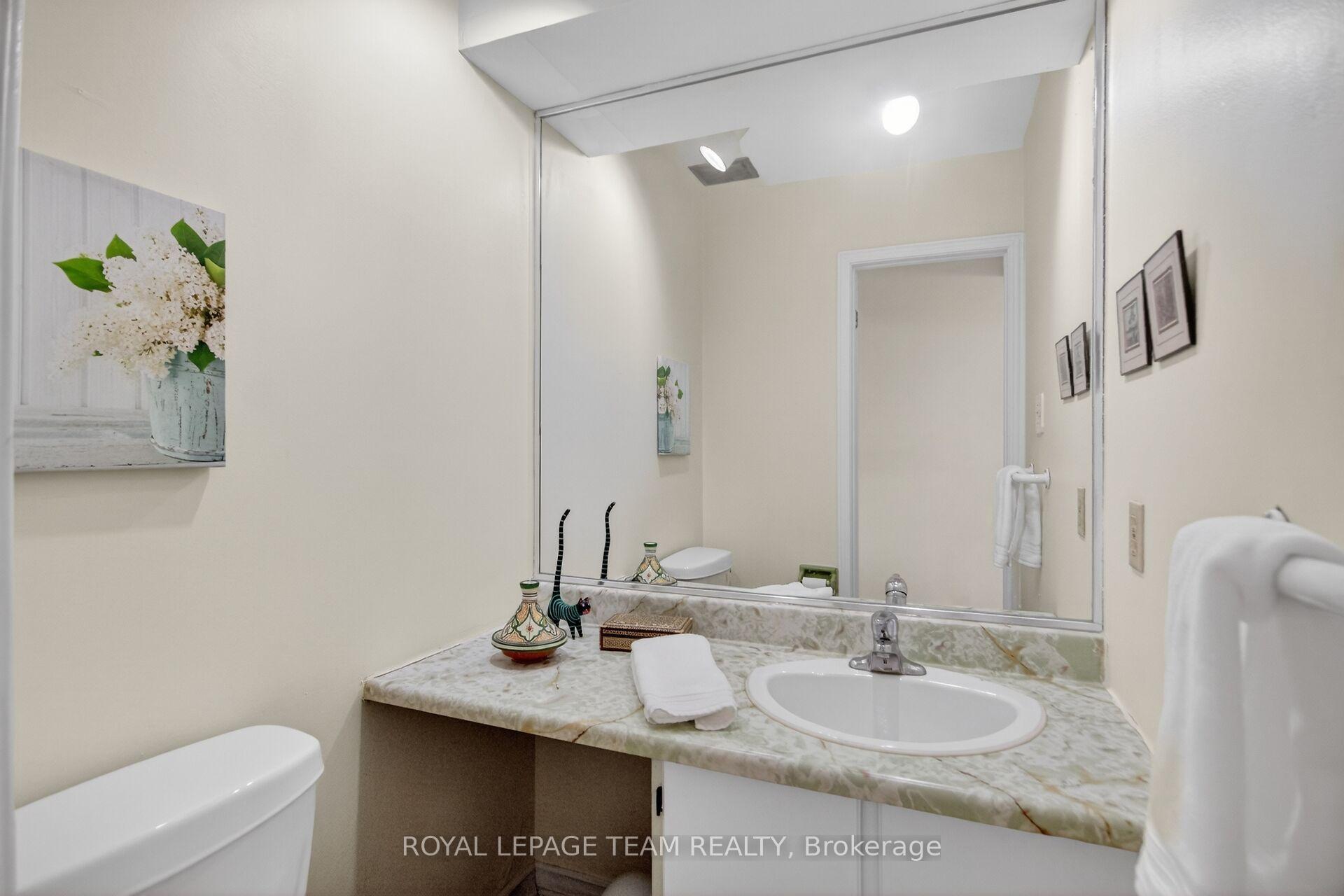Photo 35 of 136 James Cummings Avenue, Ottawa, Crystal Bay/Rocky Point — HOMEH