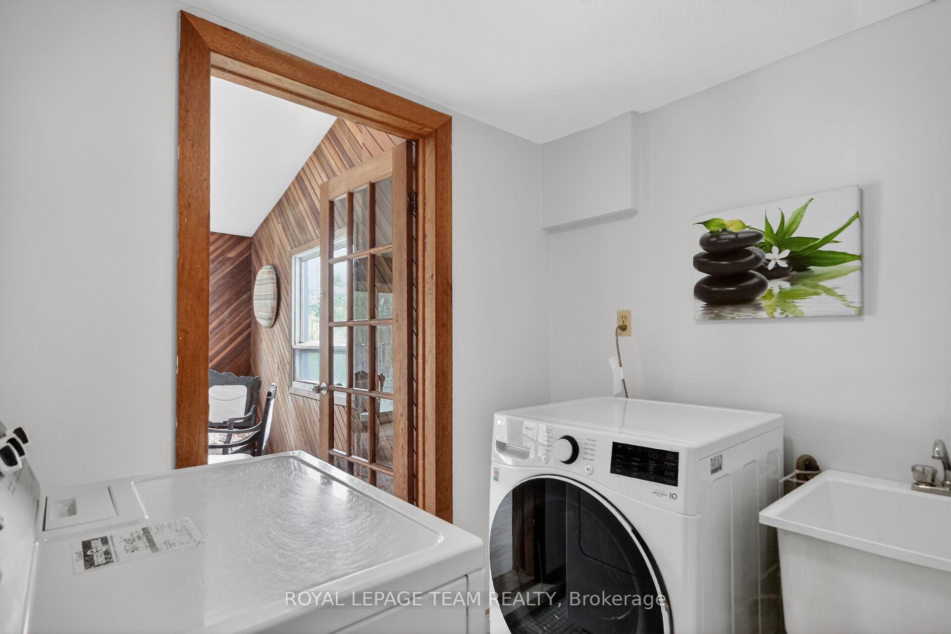Photo 36 of 136 James Cummings Avenue, Ottawa, Crystal Bay/Rocky Point — HOMEH