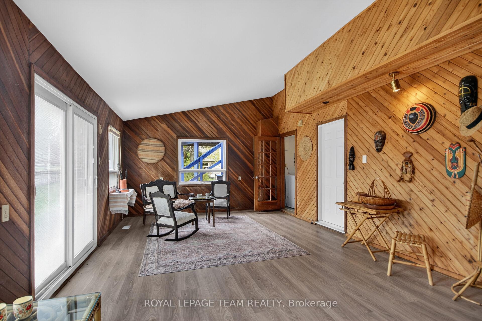 Photo 38 of 136 James Cummings Avenue, Ottawa, Crystal Bay/Rocky Point — HOMEH