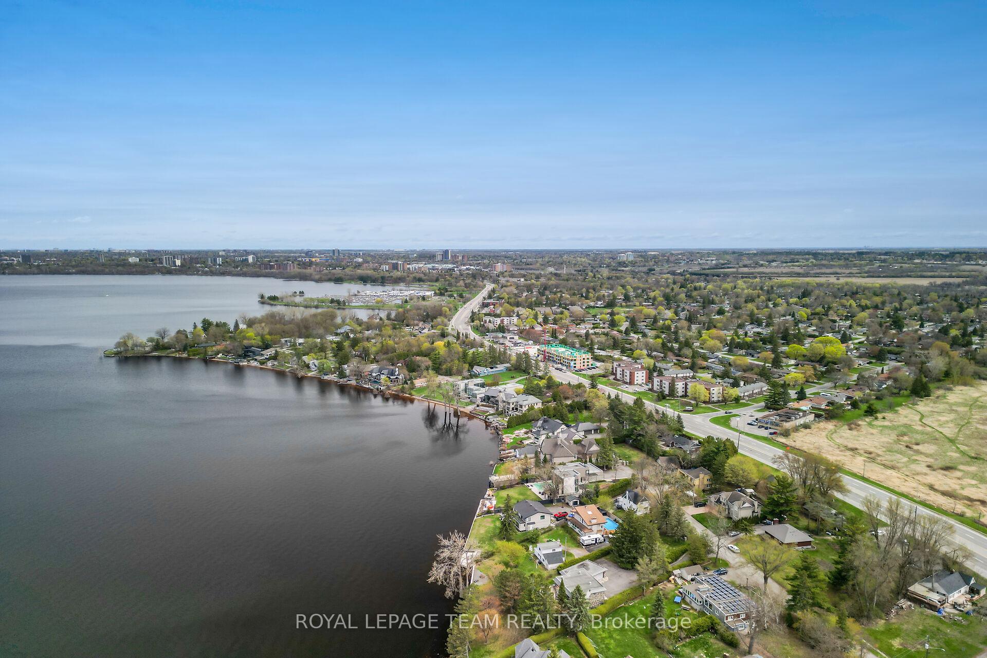 Photo 45 of 136 James Cummings Avenue, Ottawa, Crystal Bay/Rocky Point — HOMEH
