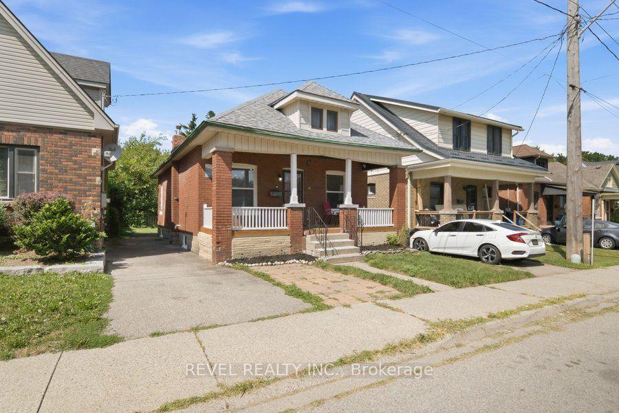 Photo 5 of 104 Mary Street, Brantford, Victoria/Arthur — HOMEH