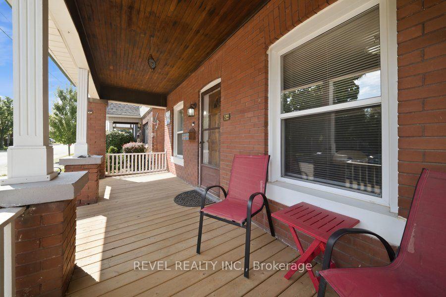 Photo 9 of 104 Mary Street, Brantford, Victoria/Arthur — HOMEH