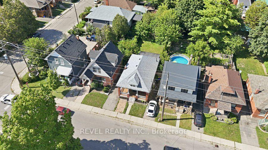 Photo 12 of 104 Mary Street, Brantford, Victoria/Arthur — HOMEH