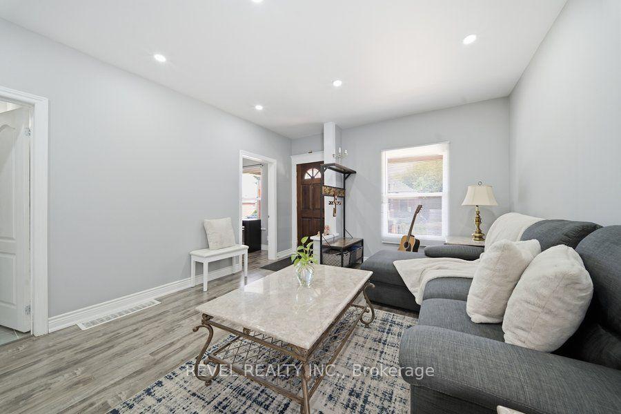 Photo 18 of 104 Mary Street, Brantford, Victoria/Arthur — HOMEH