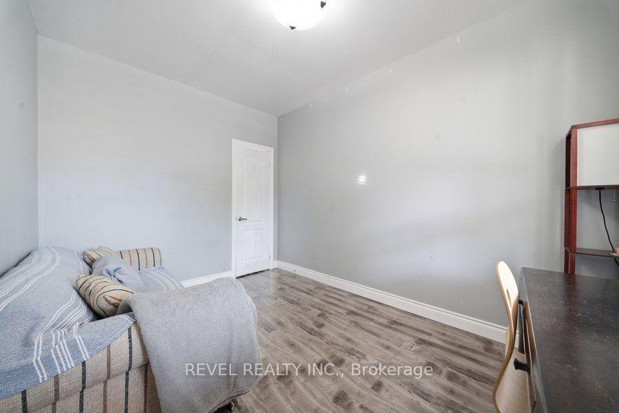 Photo 21 of 104 Mary Street, Brantford, Victoria/Arthur — HOMEH