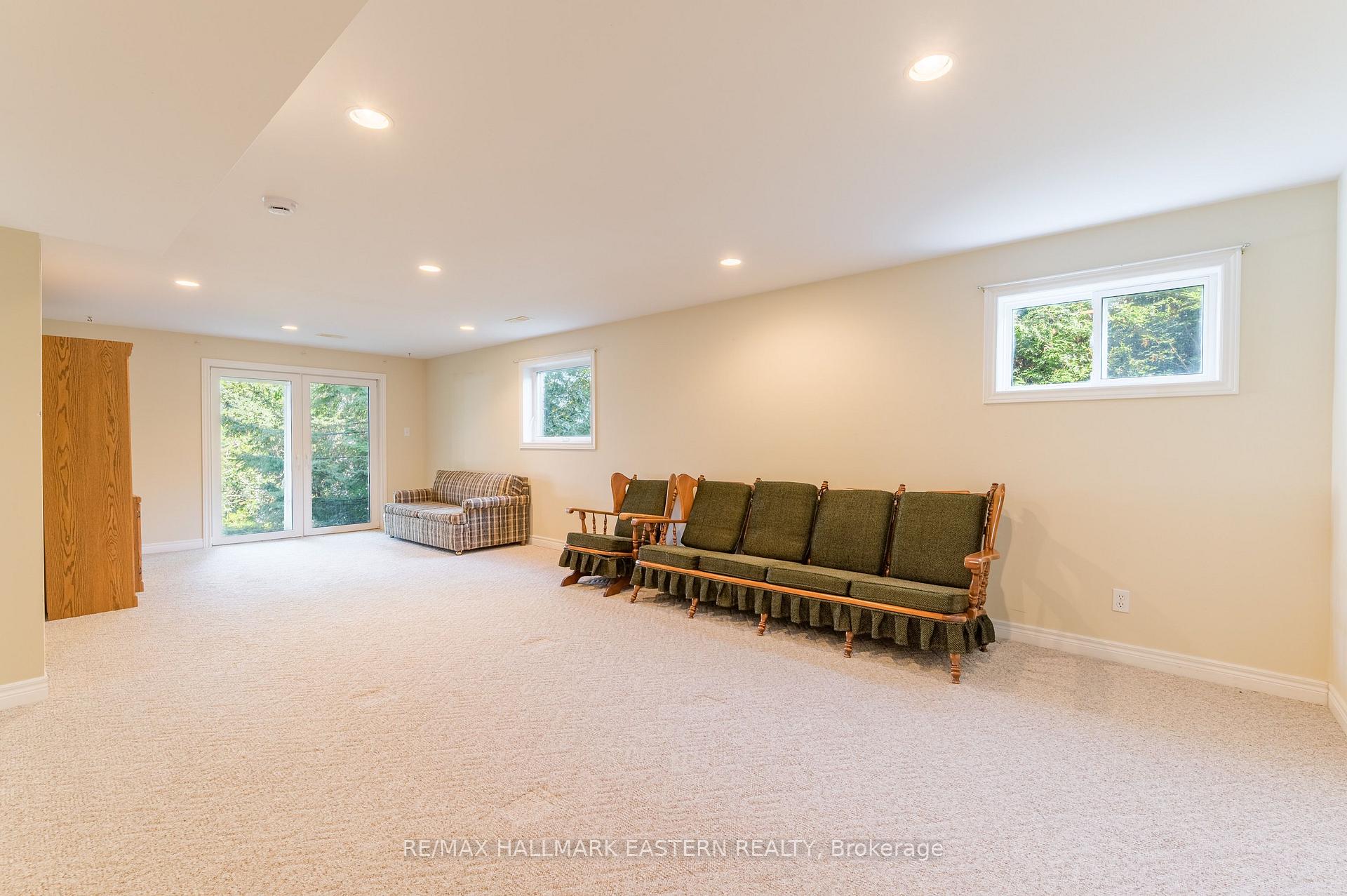 Photo 32 of 1111 Afton Road, Peterborough, Otonabee Ward 1 — HOMEH