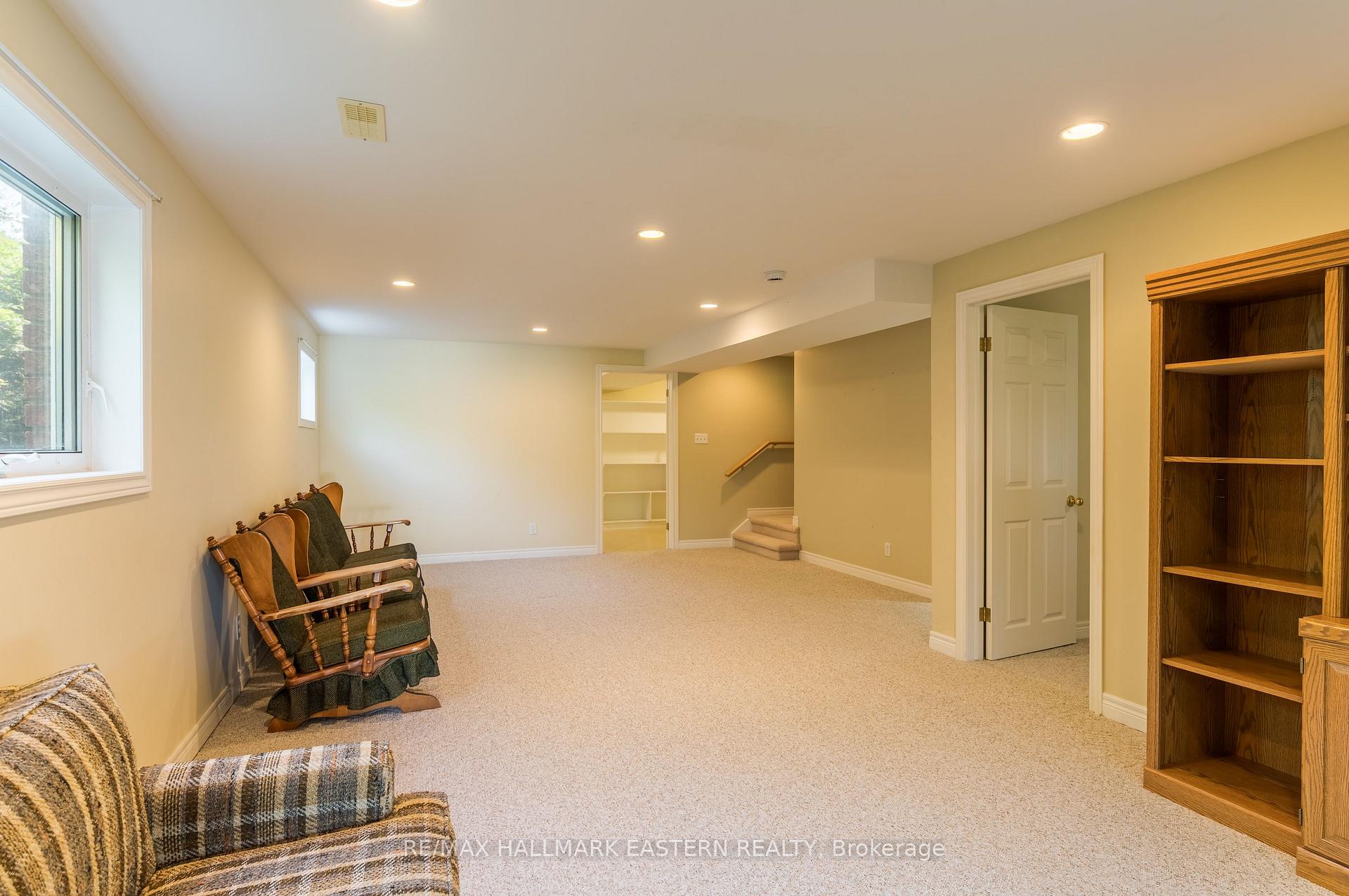 Photo 34 of 1111 Afton Road, Peterborough, Otonabee Ward 1 — HOMEH