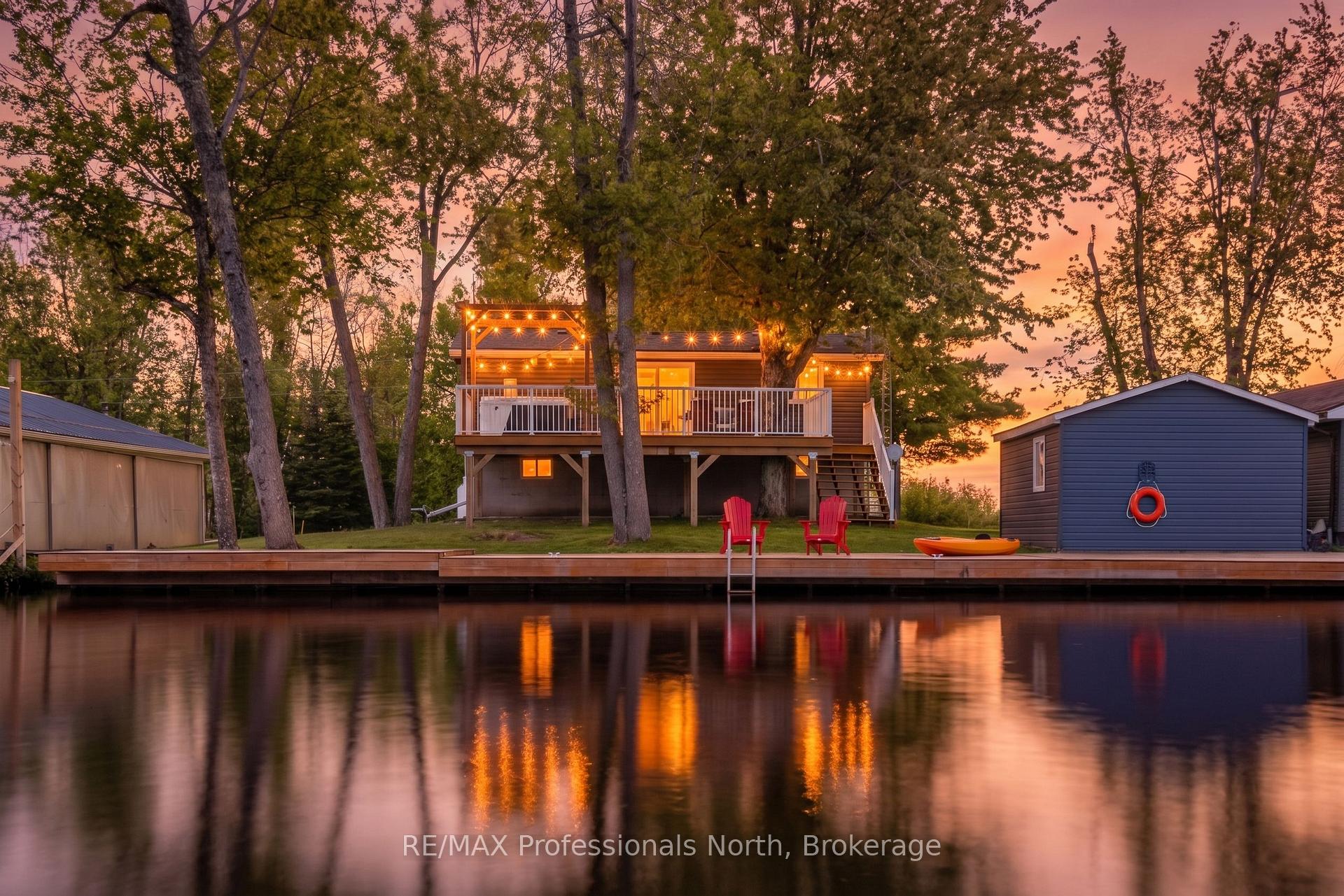 Photo of 284 Moorings Drive