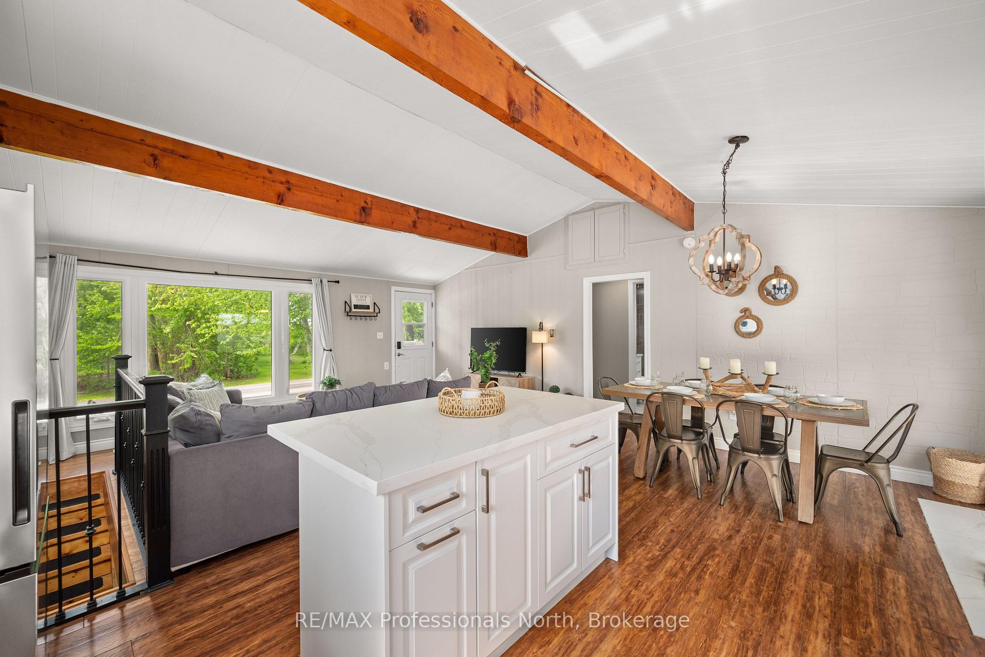 Photo 22 of 284 Moorings Drive, Kawartha Lakes, Somerville — HOMEH