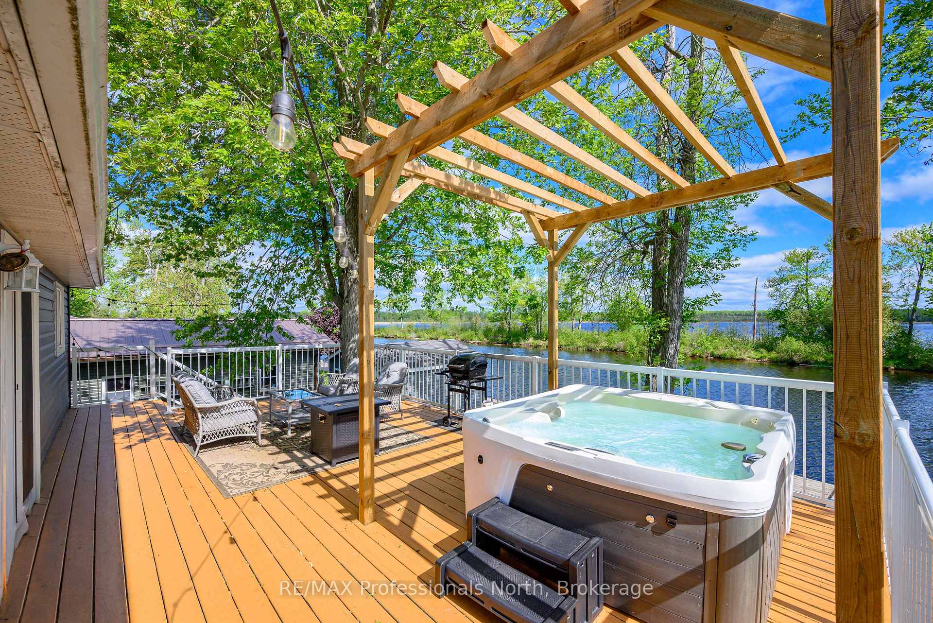 Photo 40 of 284 Moorings Drive, Kawartha Lakes, Somerville — HOMEH
