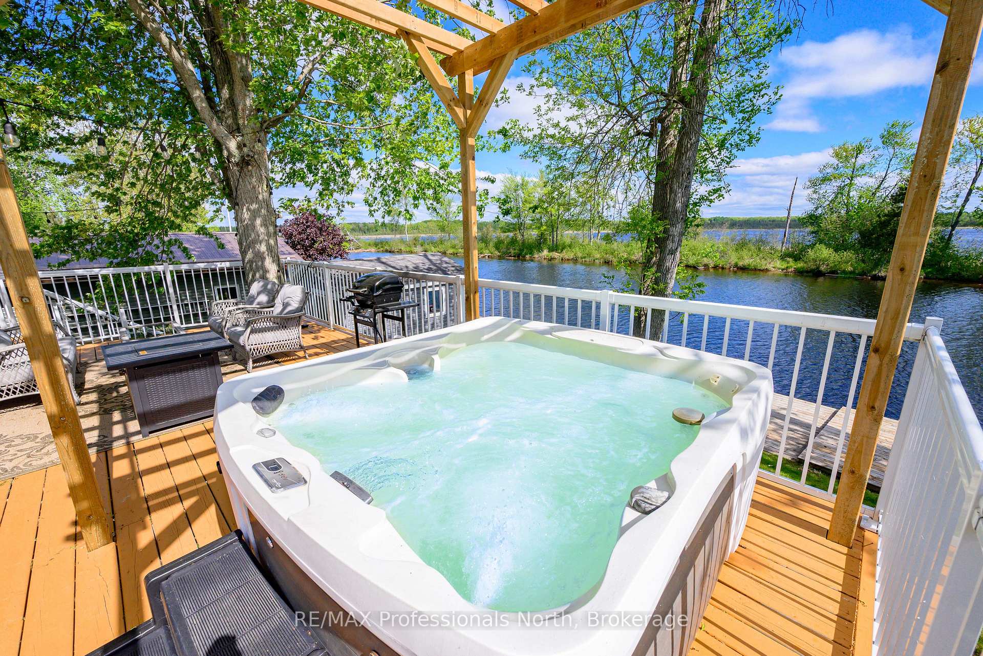 Photo 44 of 284 Moorings Drive, Kawartha Lakes, Somerville — HOMEH