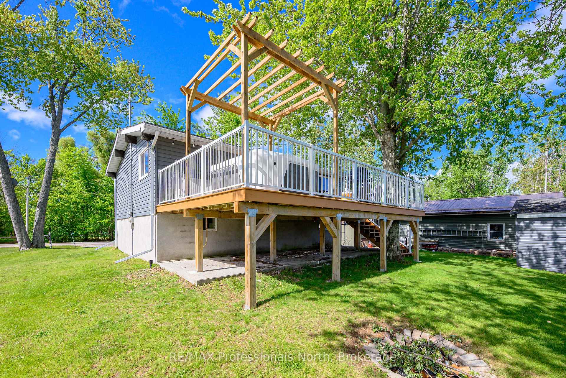 Photo 49 of 284 Moorings Drive, Kawartha Lakes, Somerville — HOMEH