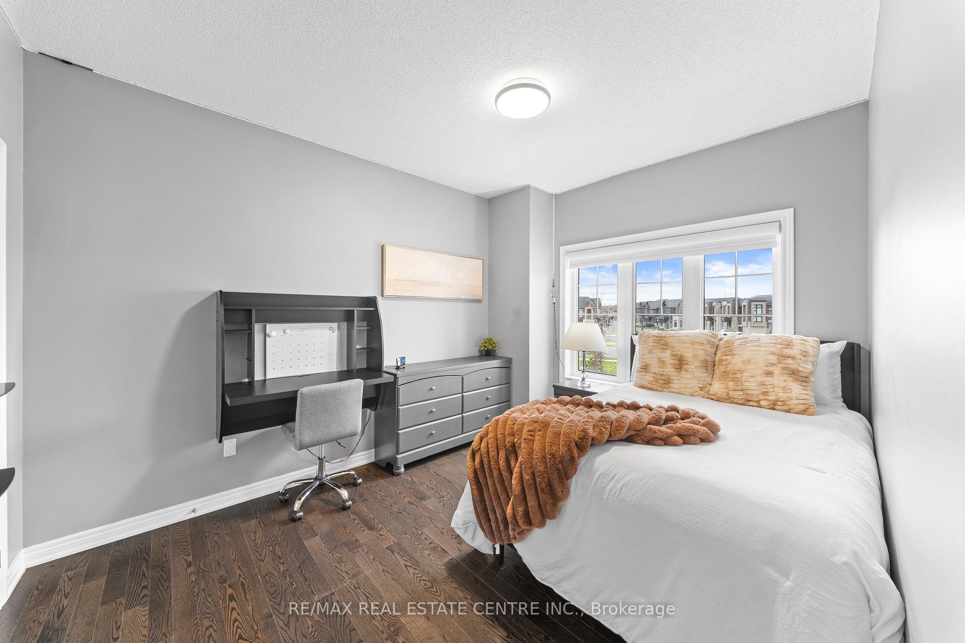 Photo 34 of 244 Moody Drive, Vaughan, Kleinburg — HOMEH
