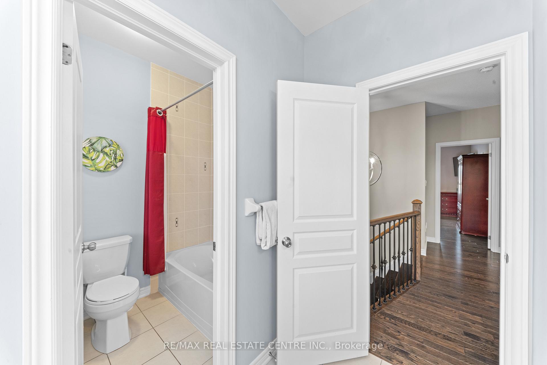 Photo 36 of 244 Moody Drive, Vaughan, Kleinburg — HOMEH