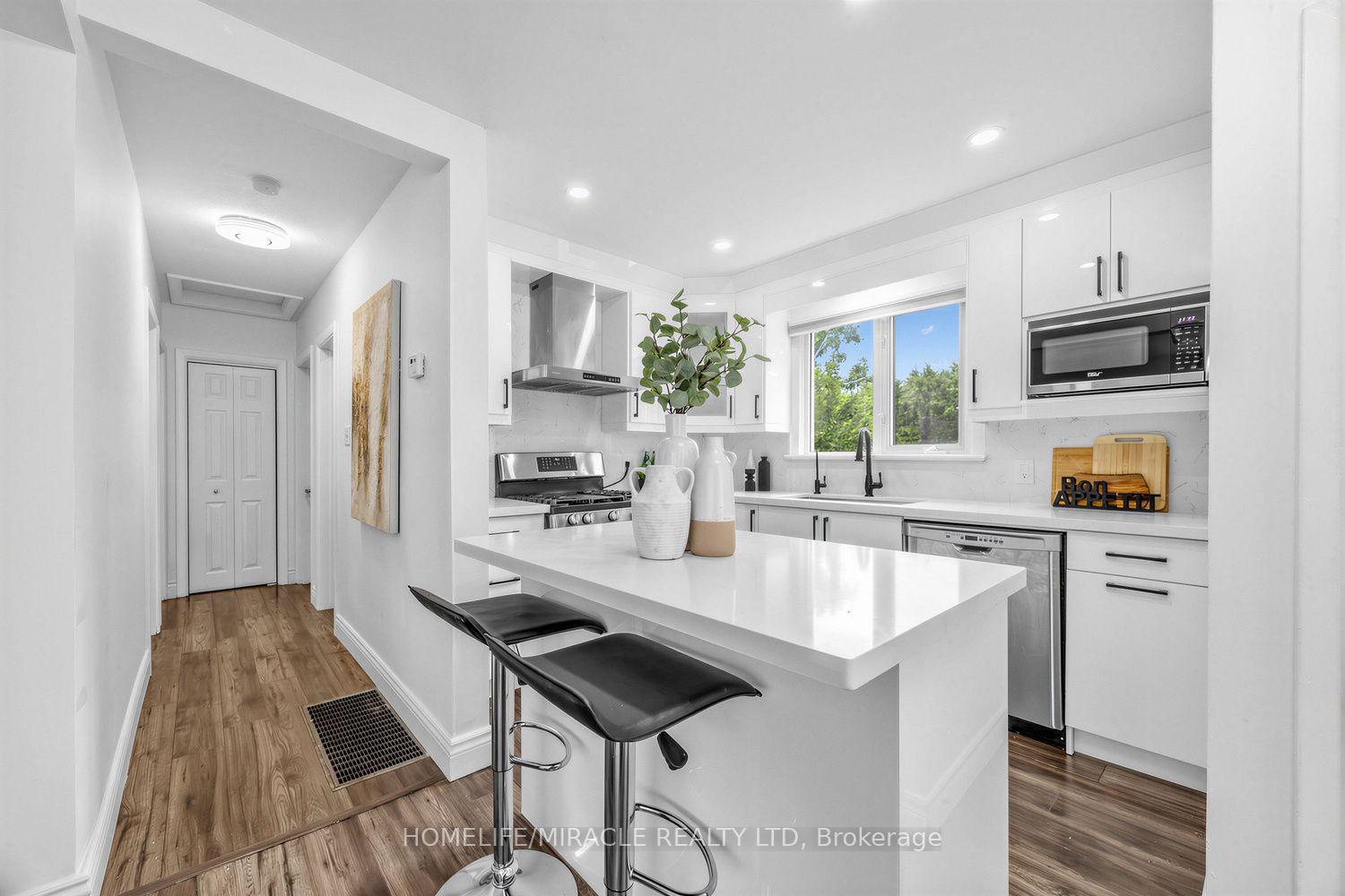 Photo 12 of 509 Beurling Avenue, Oshawa, McLaughlin — HOMEH