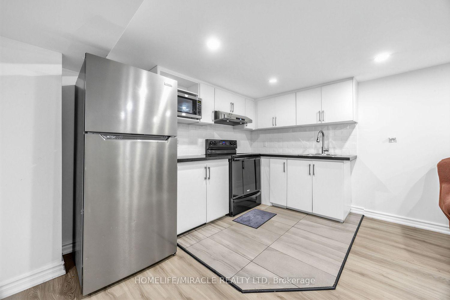 Photo 22 of 509 Beurling Avenue, Oshawa, McLaughlin — HOMEH