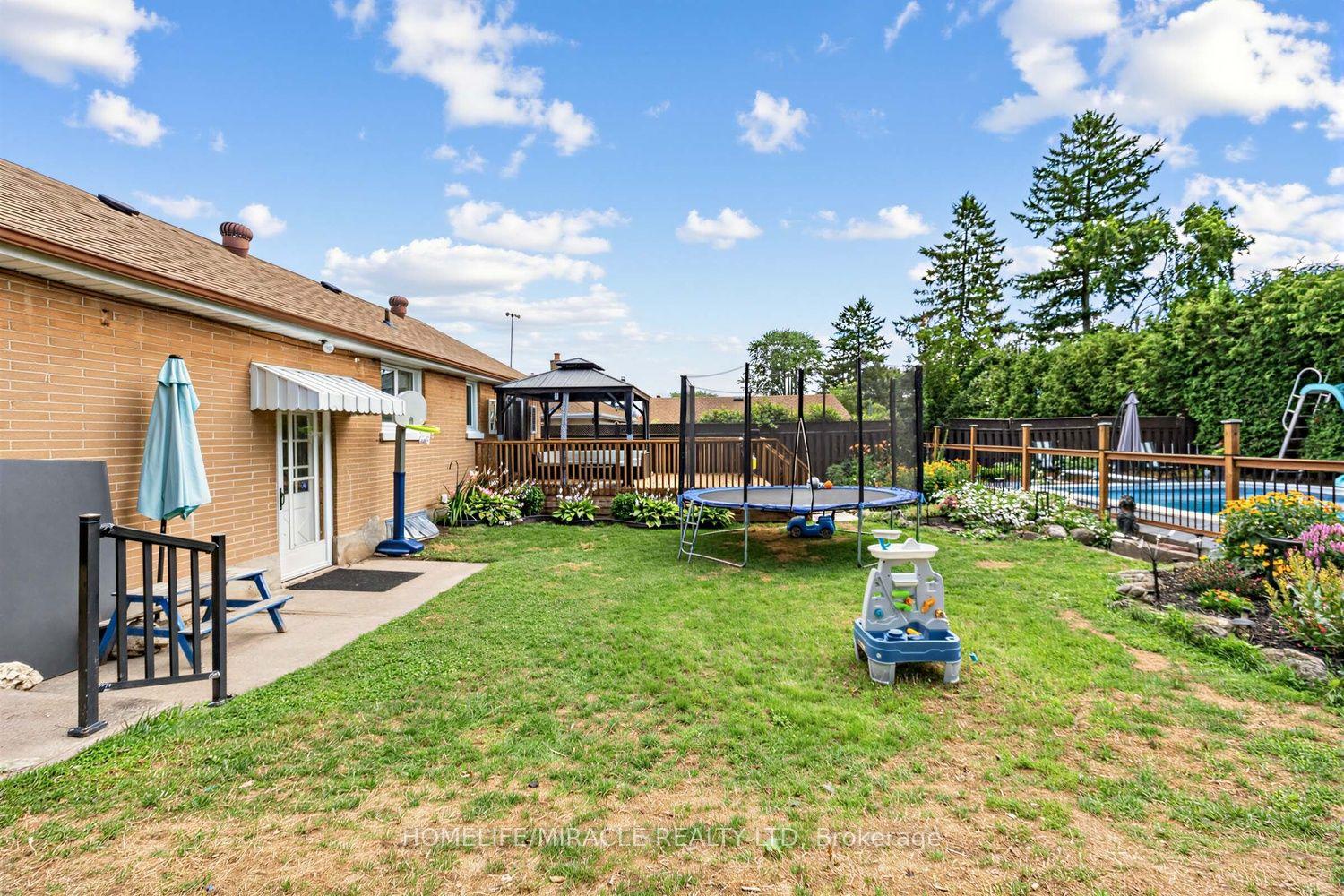Photo 34 of 509 Beurling Avenue, Oshawa, McLaughlin — HOMEH