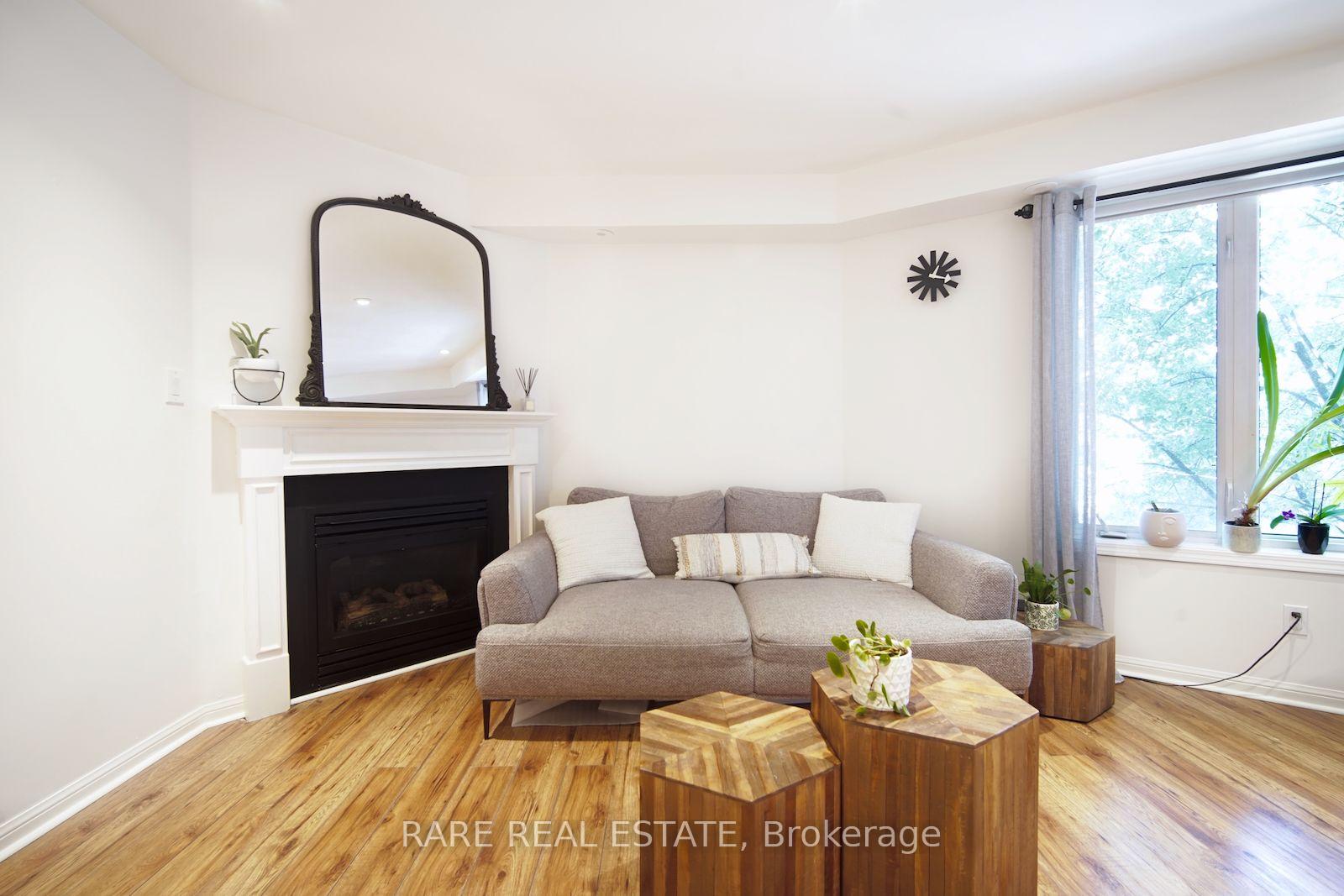 Photo 4 of Unit 220, 50 Joe Shuster Way, Toronto, South Parkdale — HOMEH