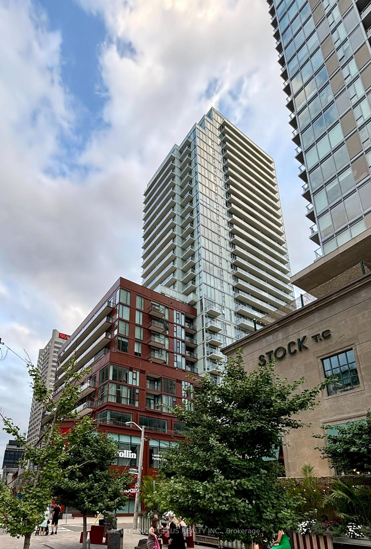 Photo 1 of Unit 811, 33 Helendale Avenue W, Toronto, Yonge-Eglinton — HOMEH