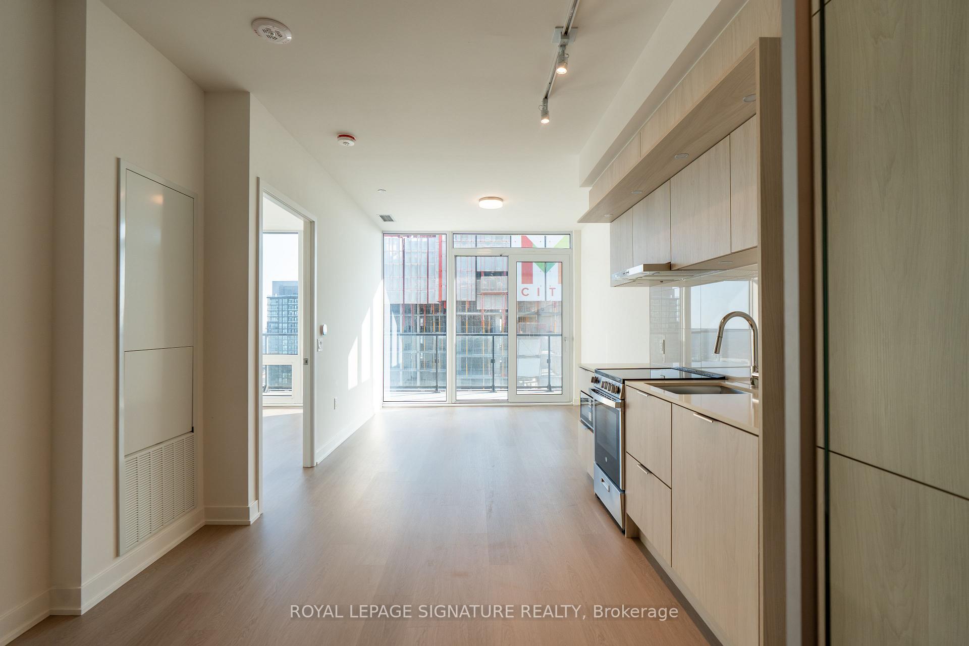 Photo 4 of Unit 4312, 448 Burnhamthorpe Road W, Mississauga, City Centre — HOMEH