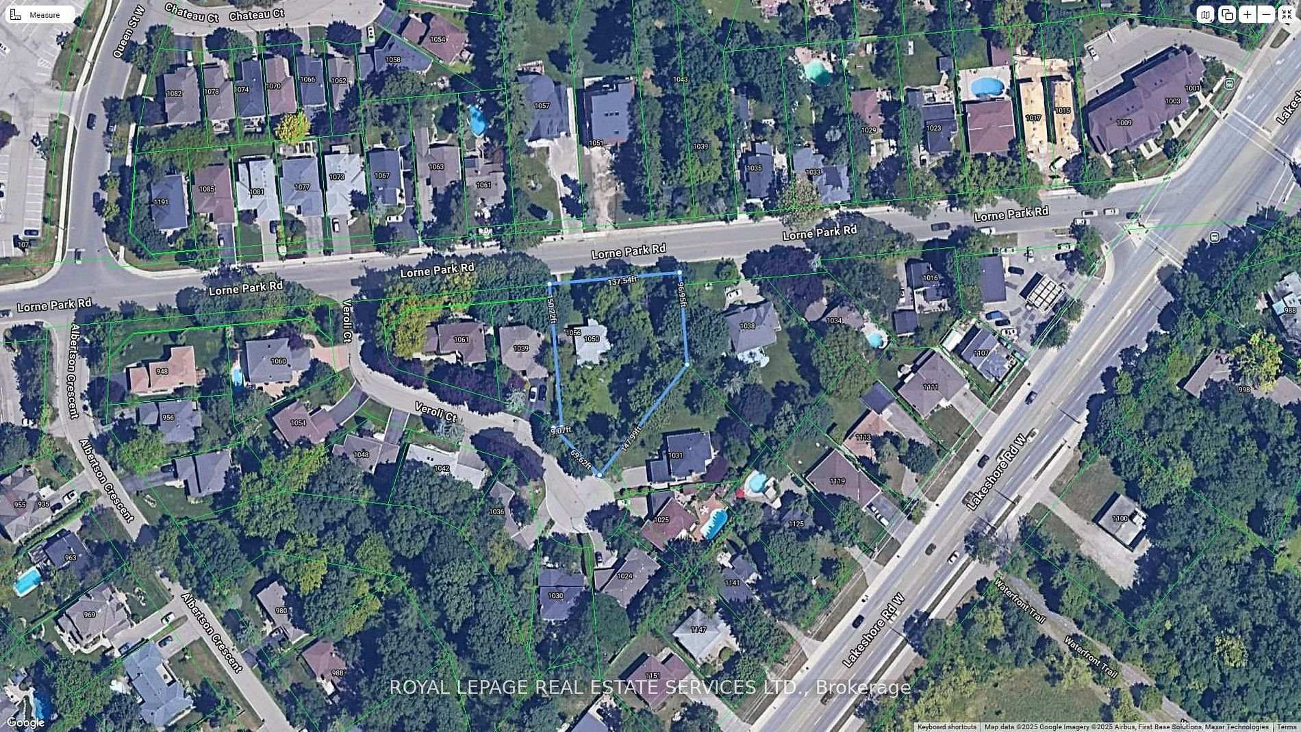 Front of 1050 Lorne Park Road