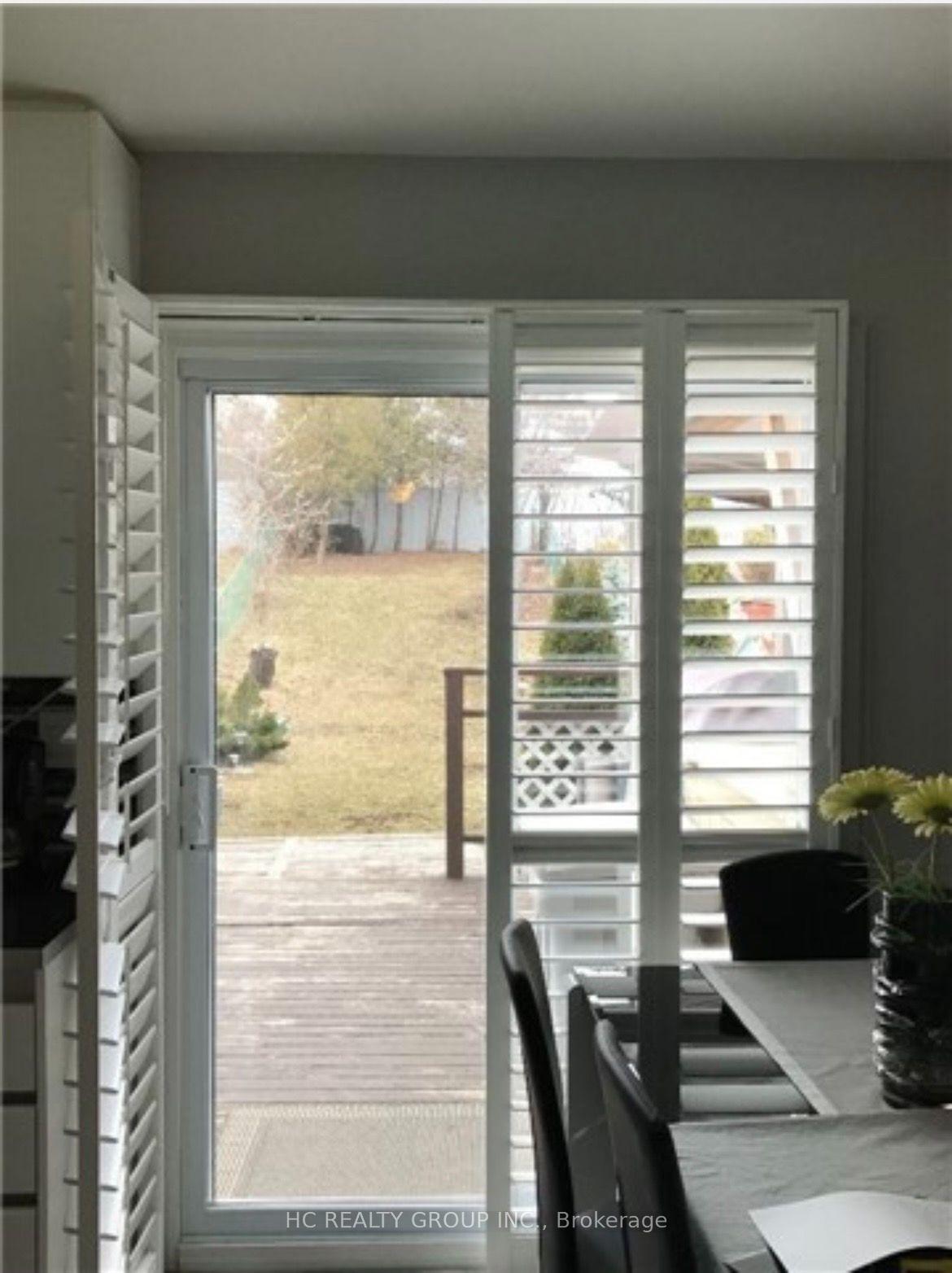 Photo 2 of 1482 Prince John Circle, Oakville, Clearview — HOMEH