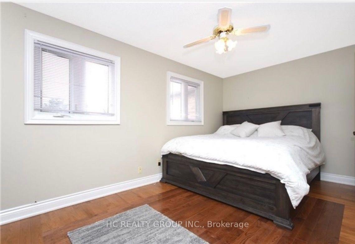 Photo 15 of 1482 Prince John Circle, Oakville, Clearview — HOMEH
