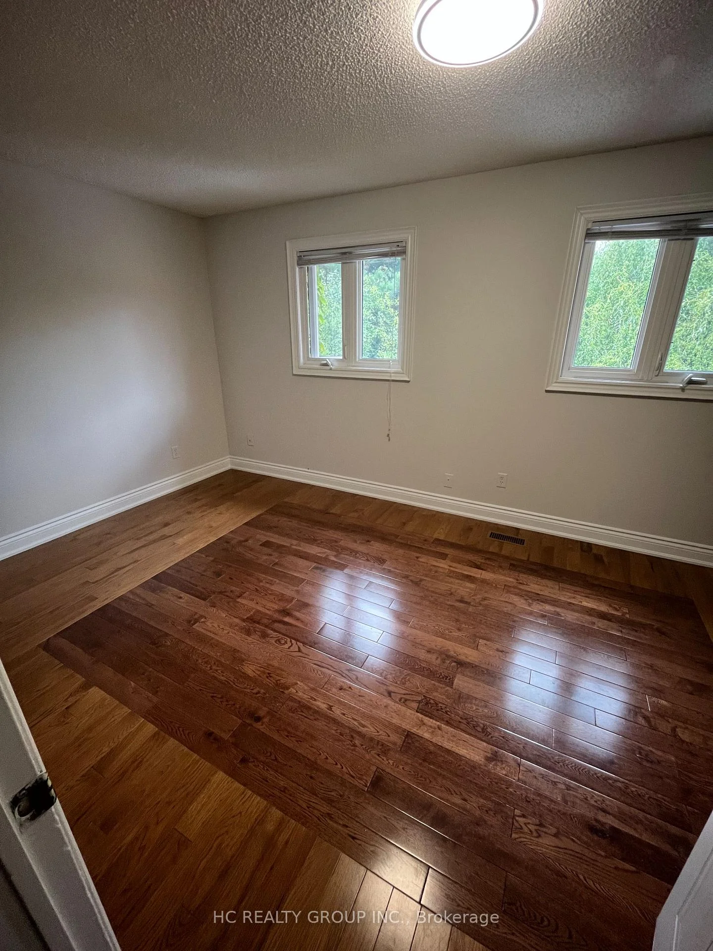 Photo 20 of 1482 Prince John Circle, Oakville, Clearview — HOMEH