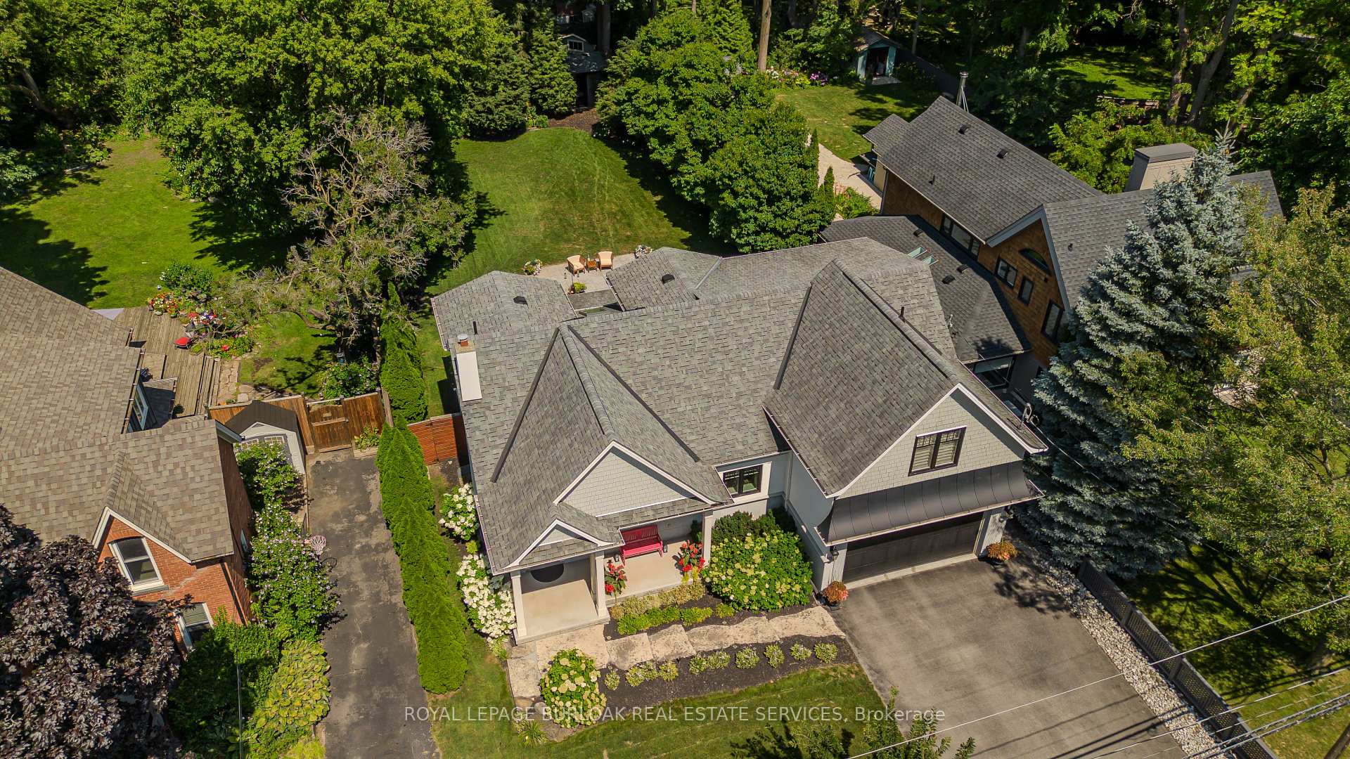 Photo 6 of 427 Smith Avenue, Burlington, Brant — HOMEH