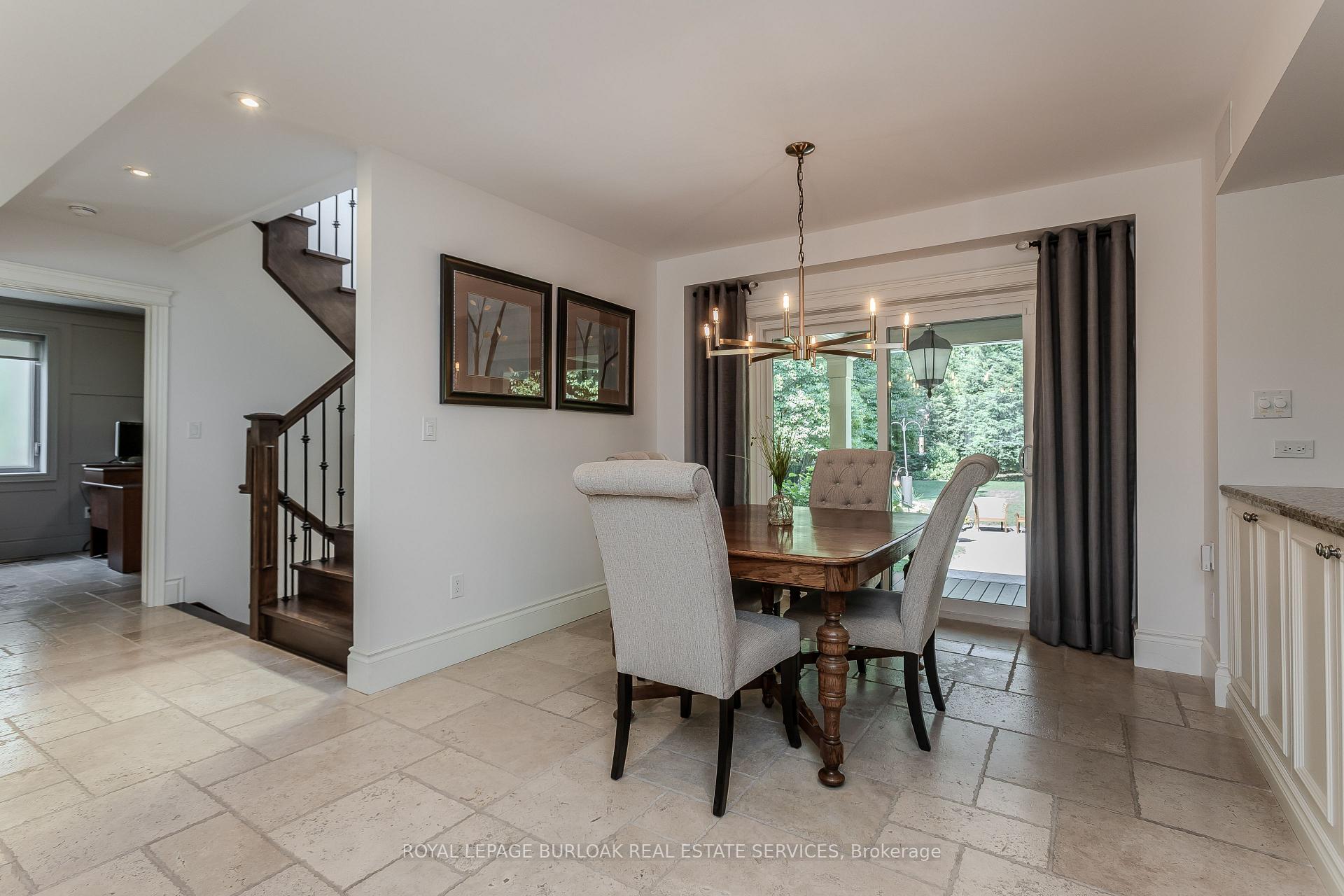 Photo 13 of 427 Smith Avenue, Burlington, Brant — HOMEH