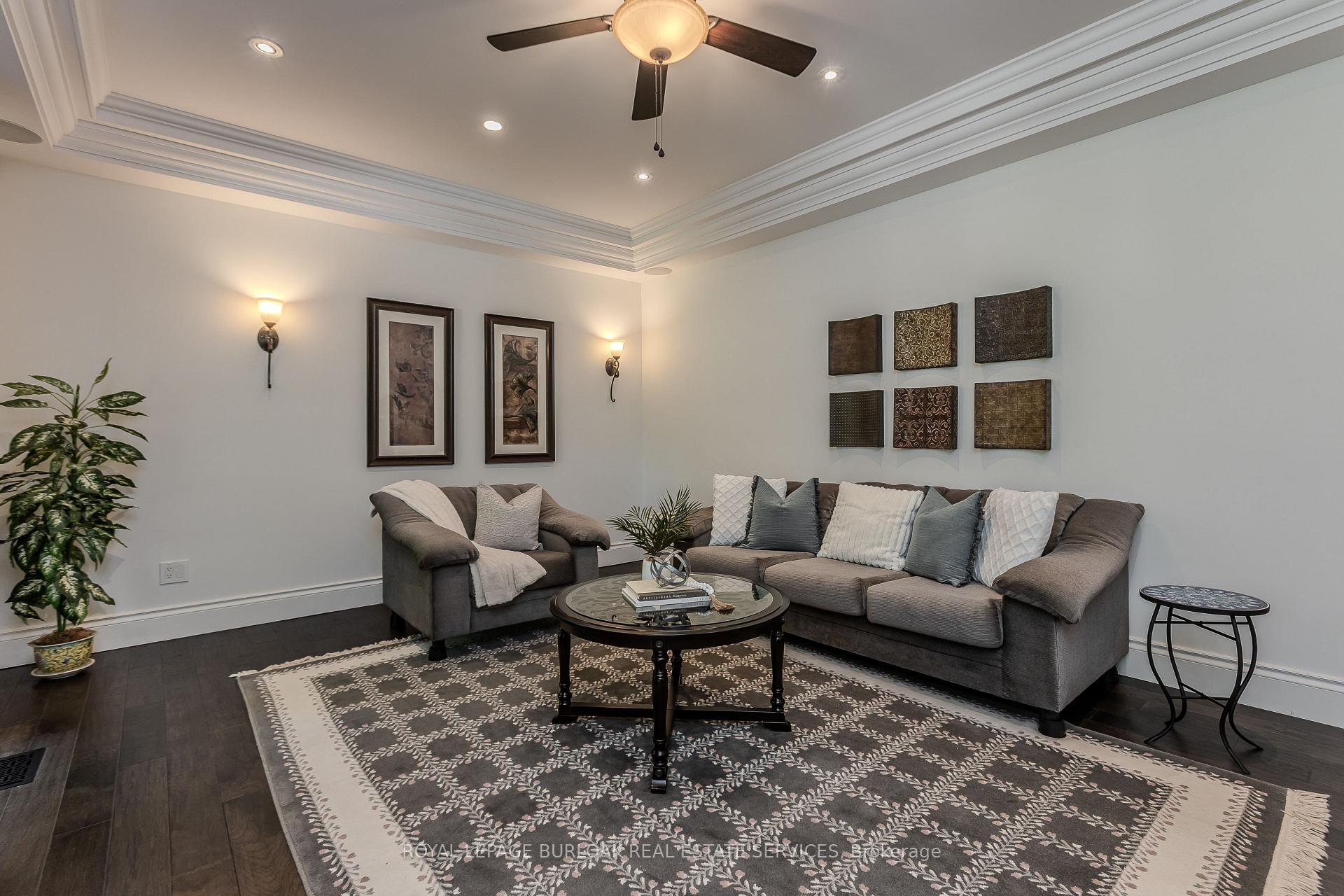 Photo 14 of 427 Smith Avenue, Burlington, Brant — HOMEH
