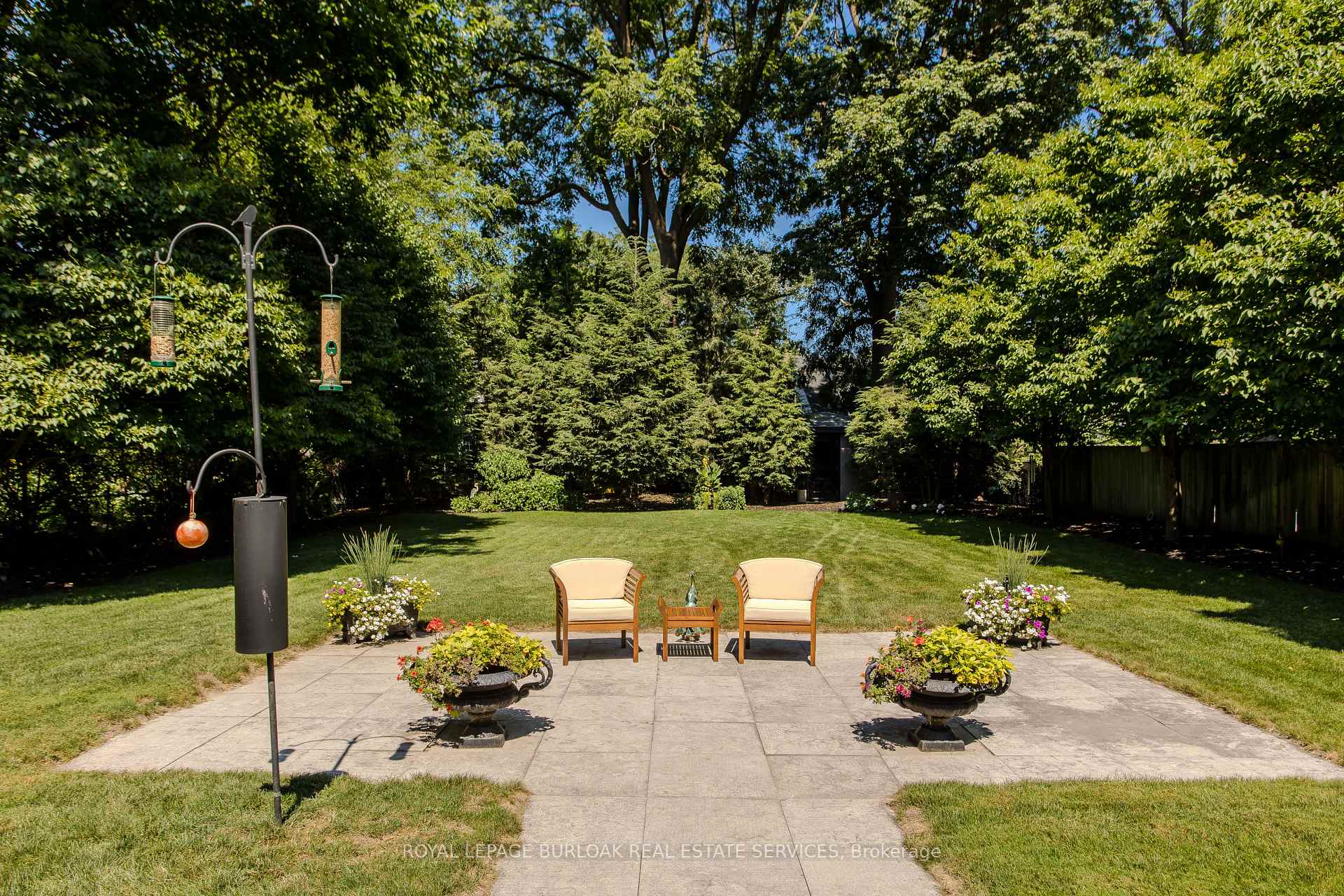 Photo 18 of 427 Smith Avenue, Burlington, Brant — HOMEH