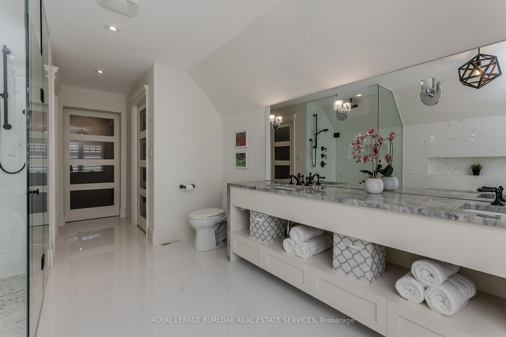 Photo 27 of 427 Smith Avenue, Burlington, Brant — HOMEH