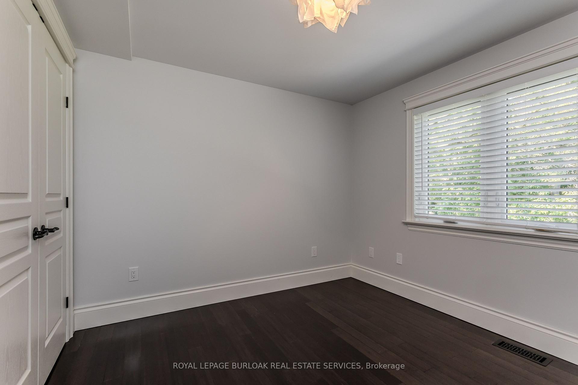 Photo 30 of 427 Smith Avenue, Burlington, Brant — HOMEH