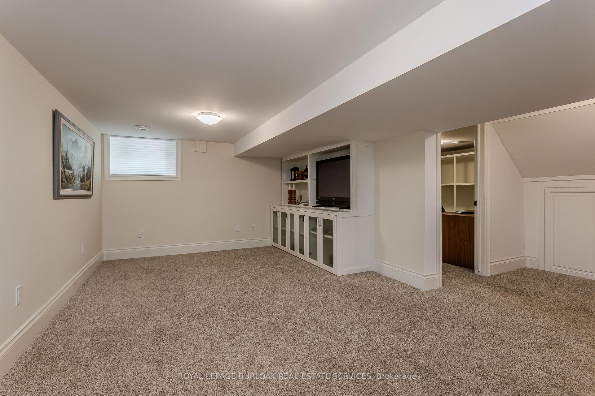 Photo 36 of 427 Smith Avenue, Burlington, Brant — HOMEH