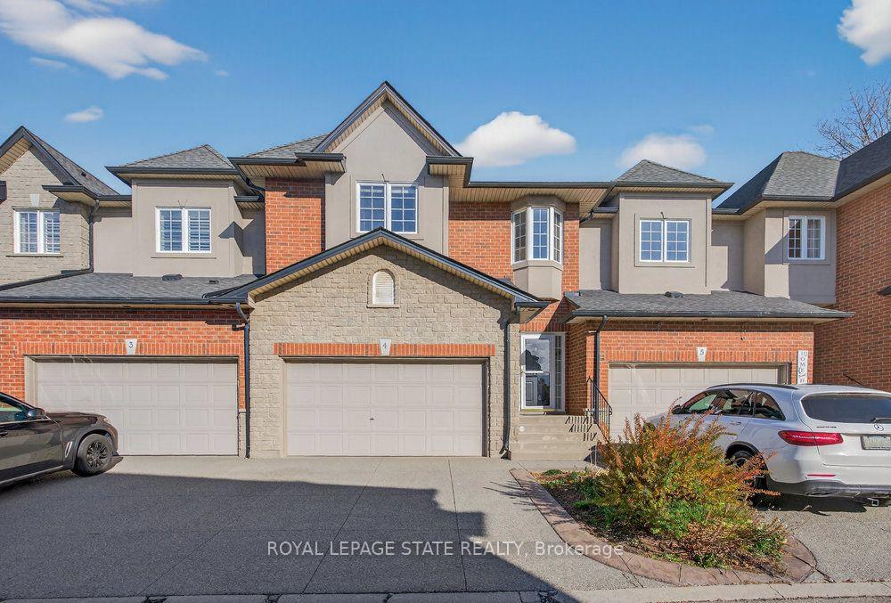 Photo 1 of Unit 4, 97 Sunvale Place, Hamilton, Stoney Creek — HOMEH