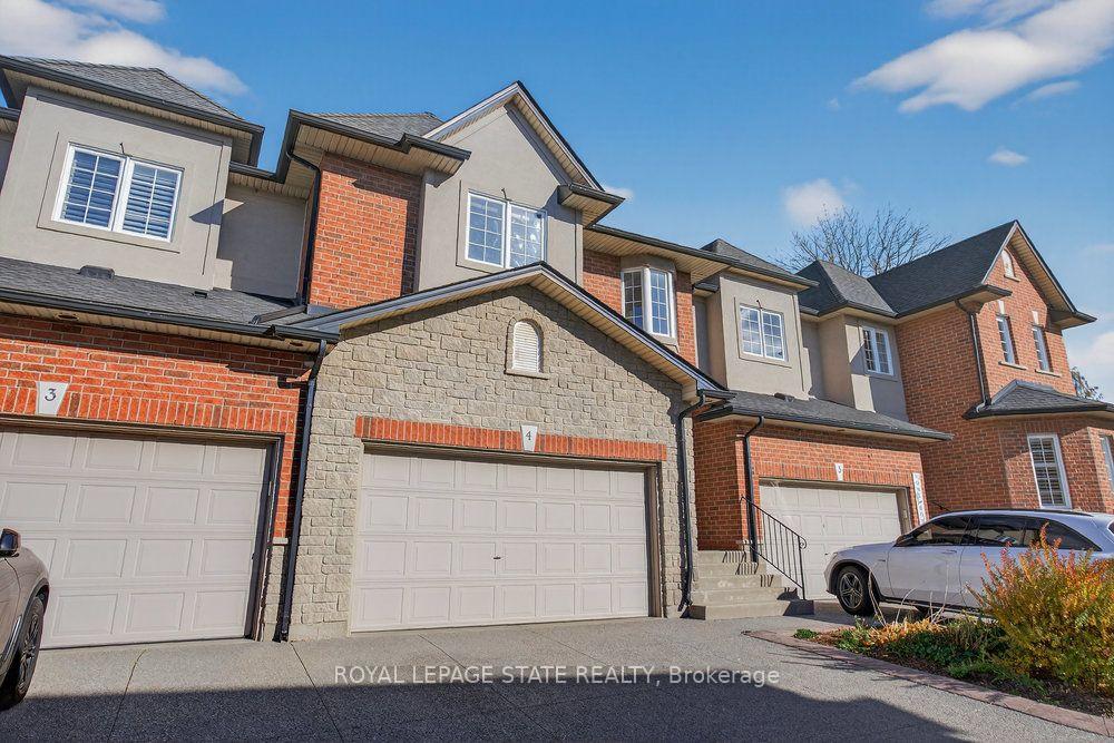 Photo 8 of Unit 4, 97 Sunvale Place, Hamilton, Stoney Creek — HOMEH