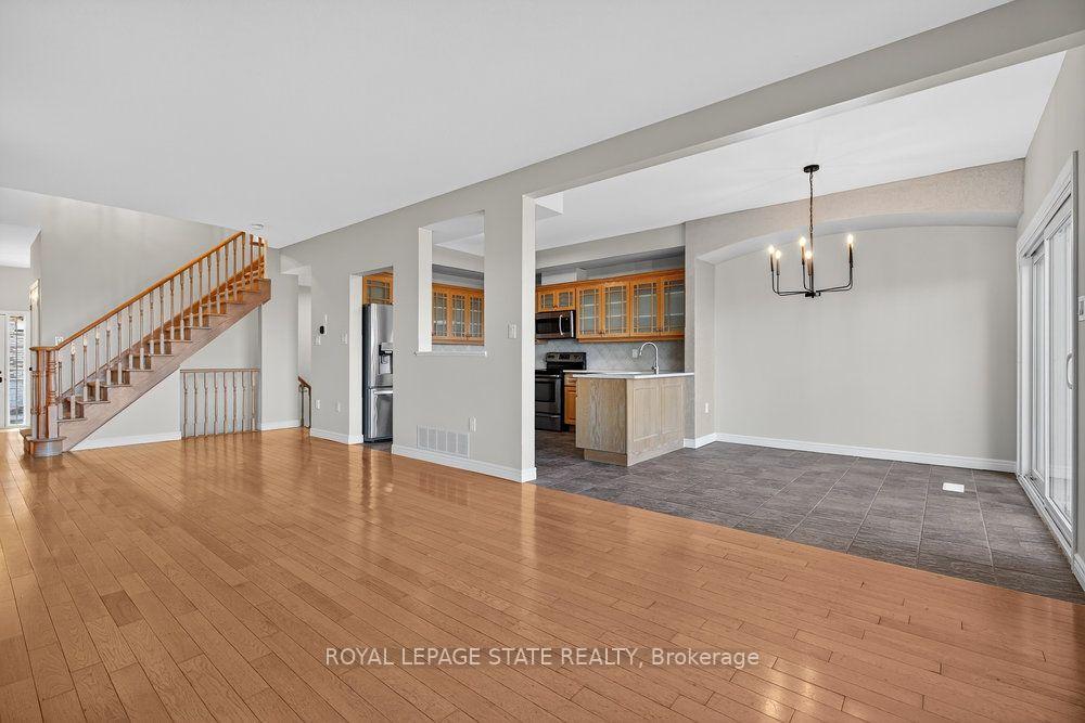 Photo 16 of Unit 4, 97 Sunvale Place, Hamilton, Stoney Creek — HOMEH
