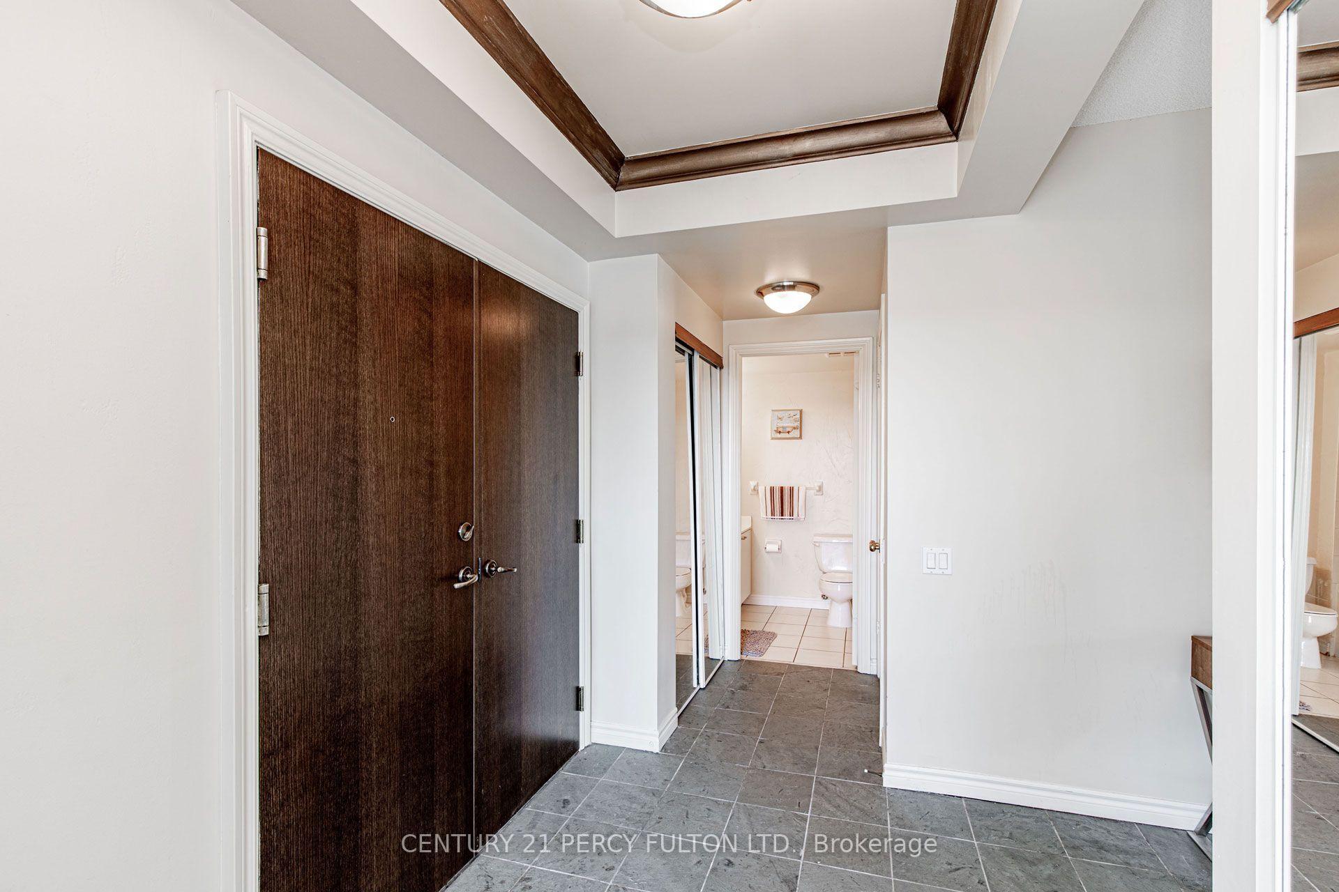 Photo 6 of Unit 816, 18 William Carson Crescent, North York, St. Andrew-Windfields — HOMEH