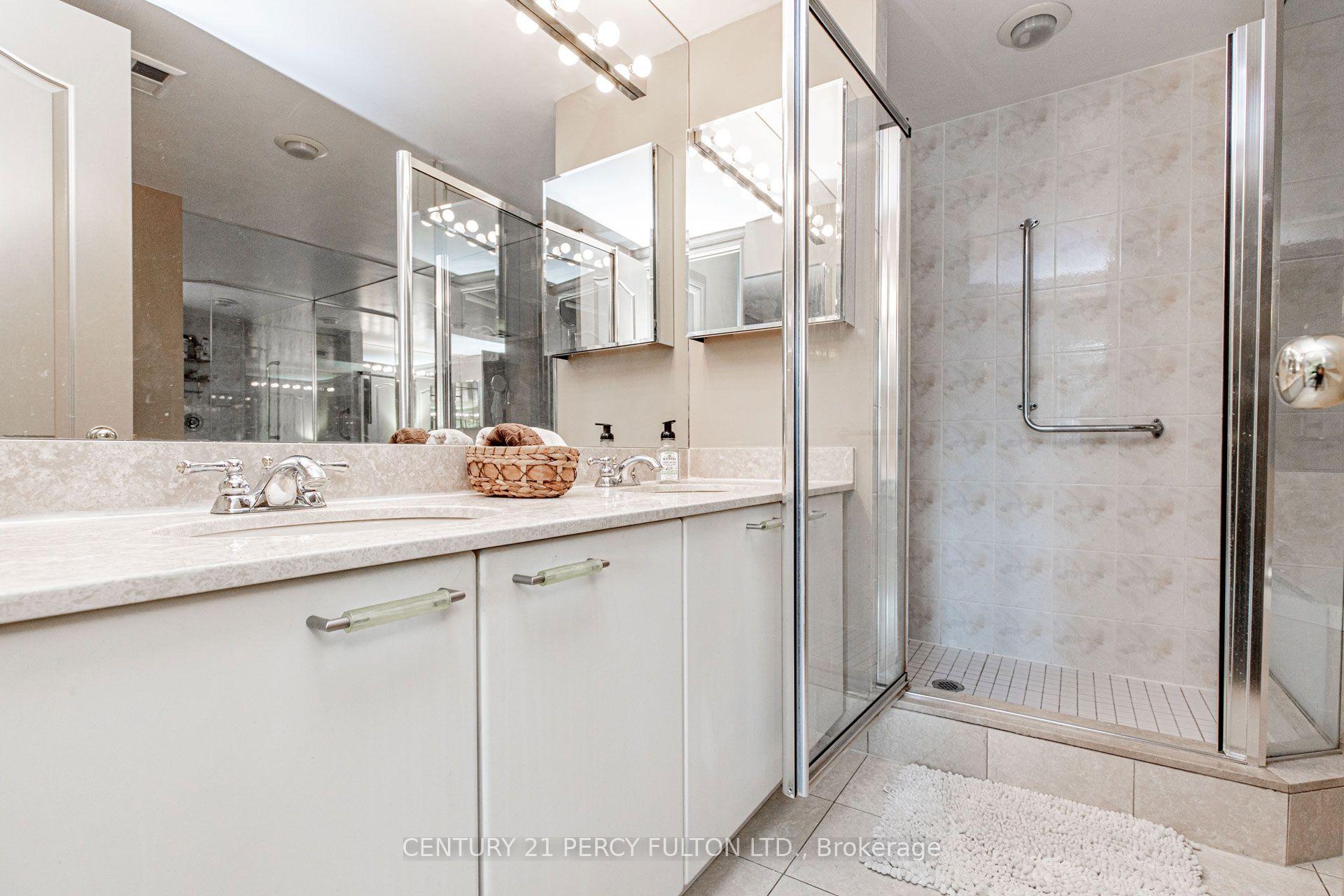 Photo 26 of Unit 816, 18 William Carson Crescent, North York, St. Andrew-Windfields — HOMEH