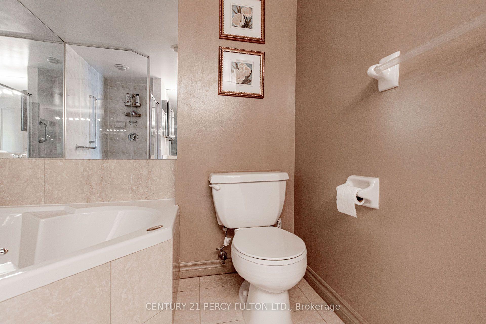 Photo 28 of Unit 816, 18 William Carson Crescent, North York, St. Andrew-Windfields — HOMEH