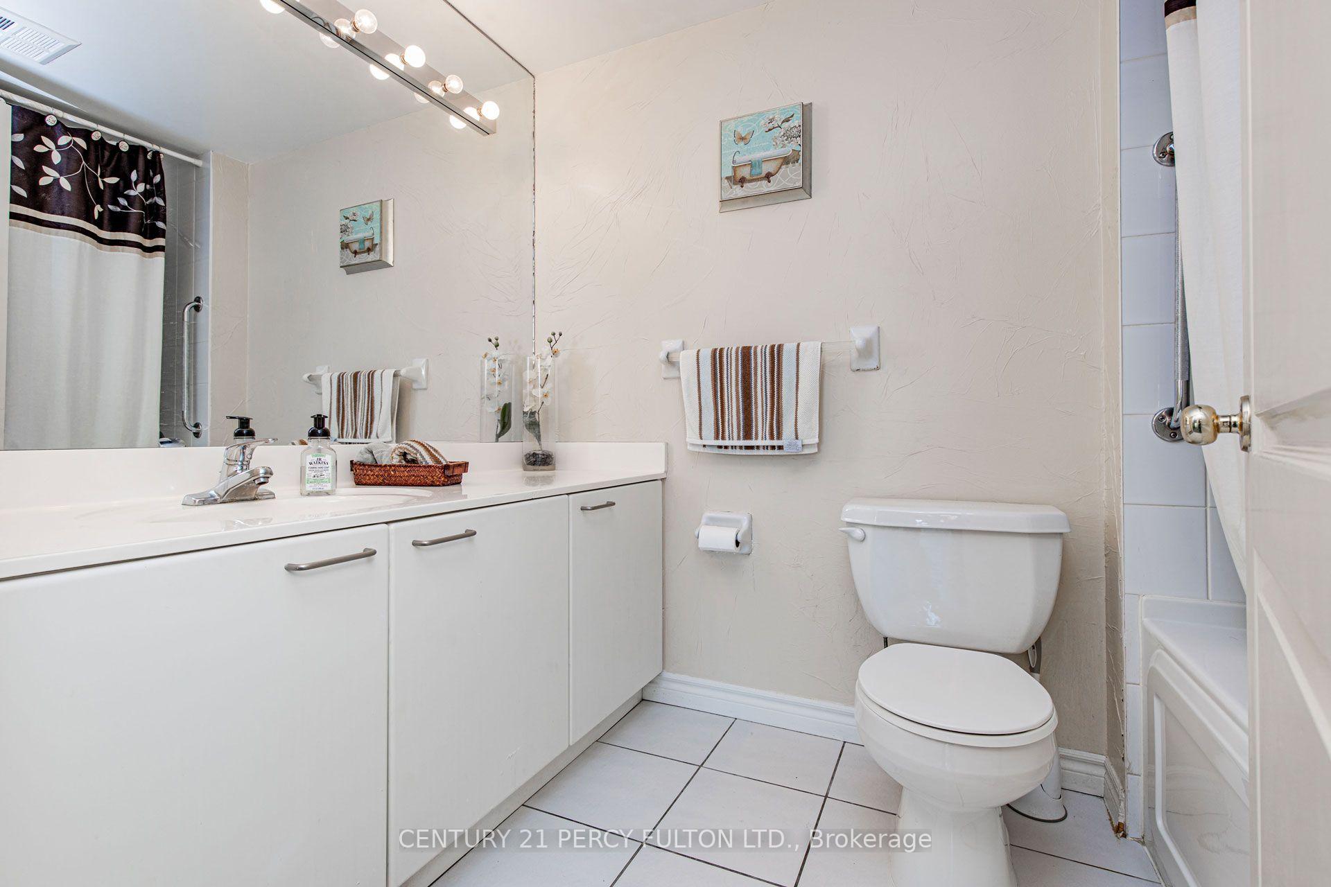 Photo 31 of Unit 816, 18 William Carson Crescent, North York, St. Andrew-Windfields — HOMEH